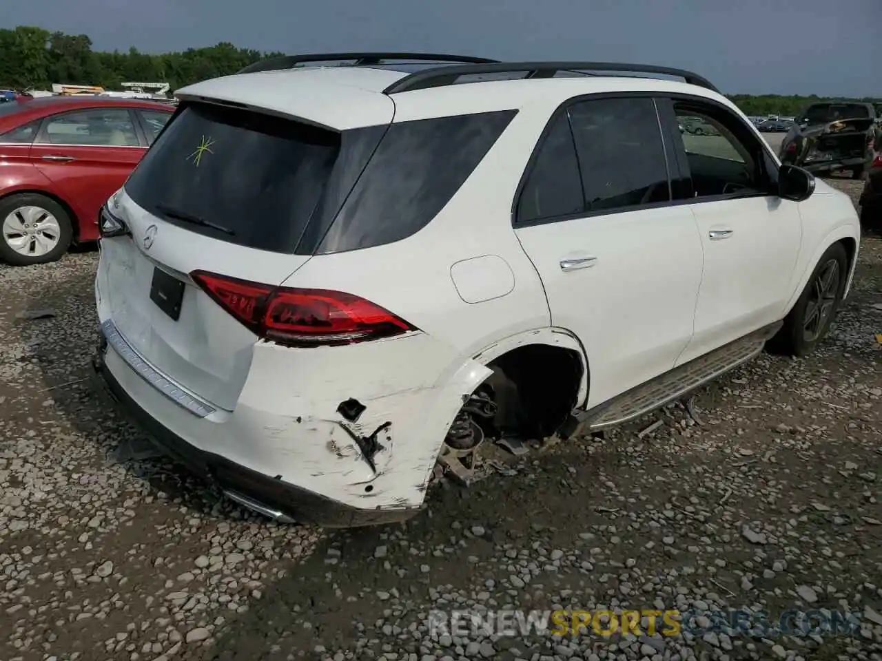 4 Photograph of a damaged car 4JGFB4JB4NA627616 MERCEDES-BENZ GLE-CLASS 2022