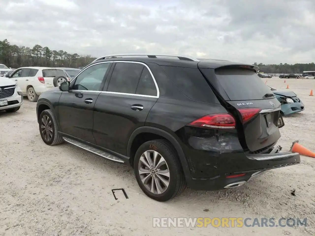 2 Photograph of a damaged car 4JGFB4JB4NA652144 MERCEDES-BENZ GLE-CLASS 2022