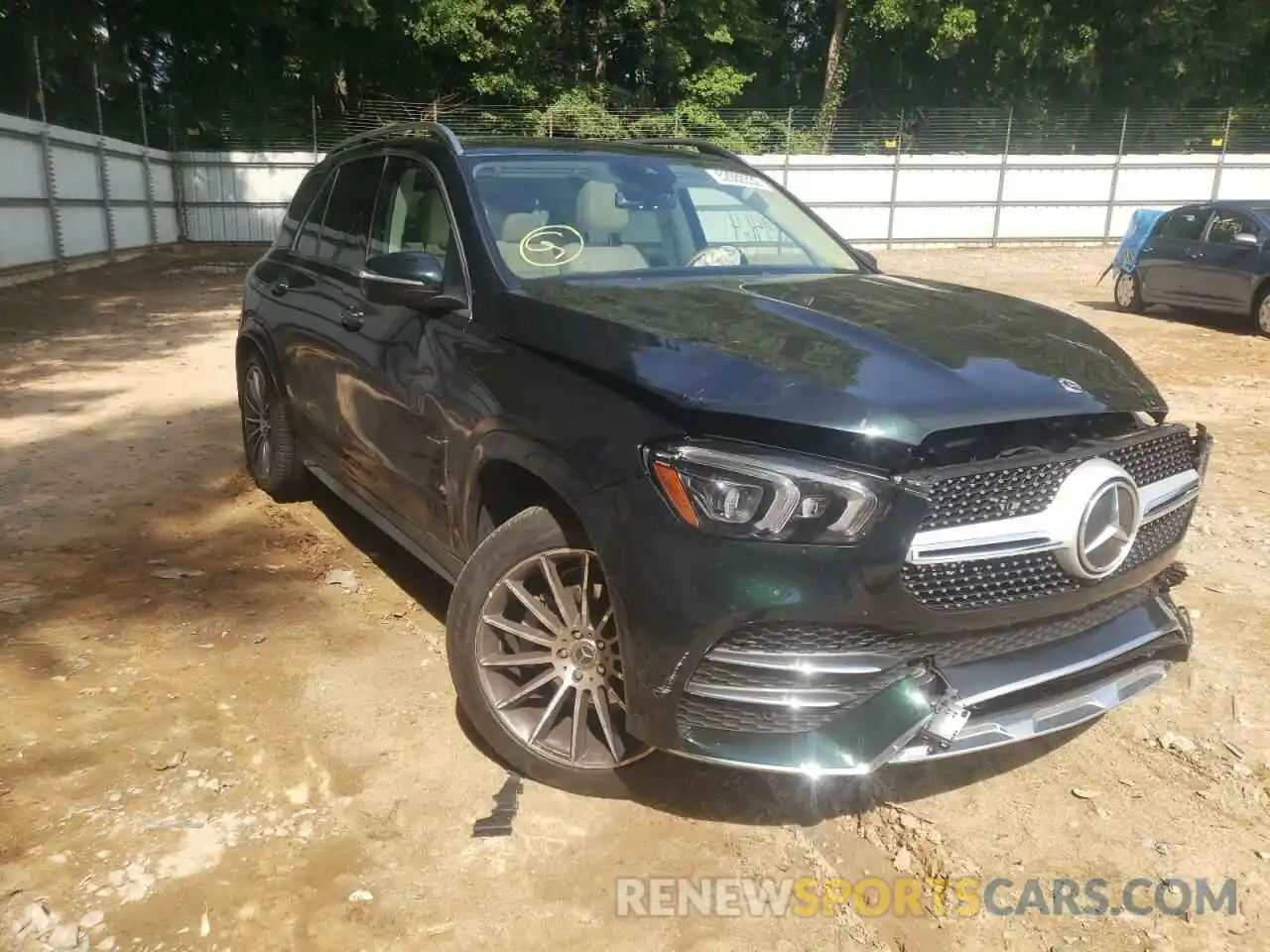 1 Photograph of a damaged car 4JGFB4JB7NA610731 MERCEDES-BENZ GLE-CLASS 2022