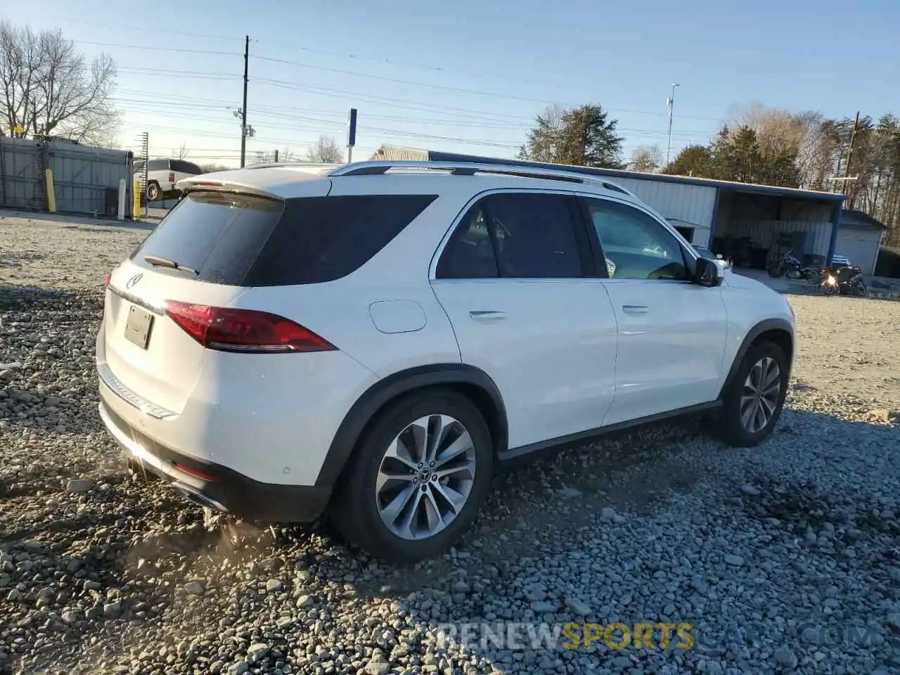 3 Photograph of a damaged car 4JGFB4JBXNA591754 MERCEDES-BENZ GLE-CLASS 2022