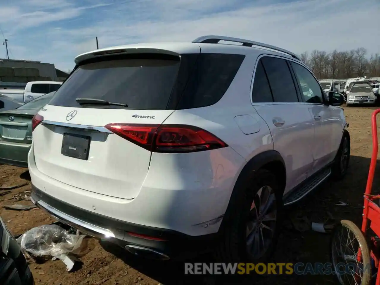 4 Photograph of a damaged car 4JGFB4KB3NA643112 MERCEDES-BENZ GLE-CLASS 2022