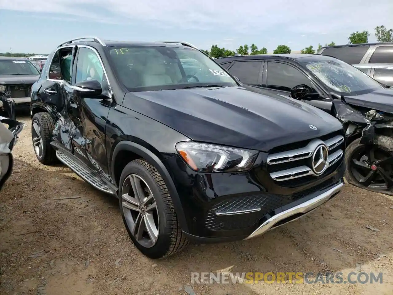 1 Photograph of a damaged car 4JGFB4KB4NA665040 MERCEDES-BENZ GLE-CLASS 2022