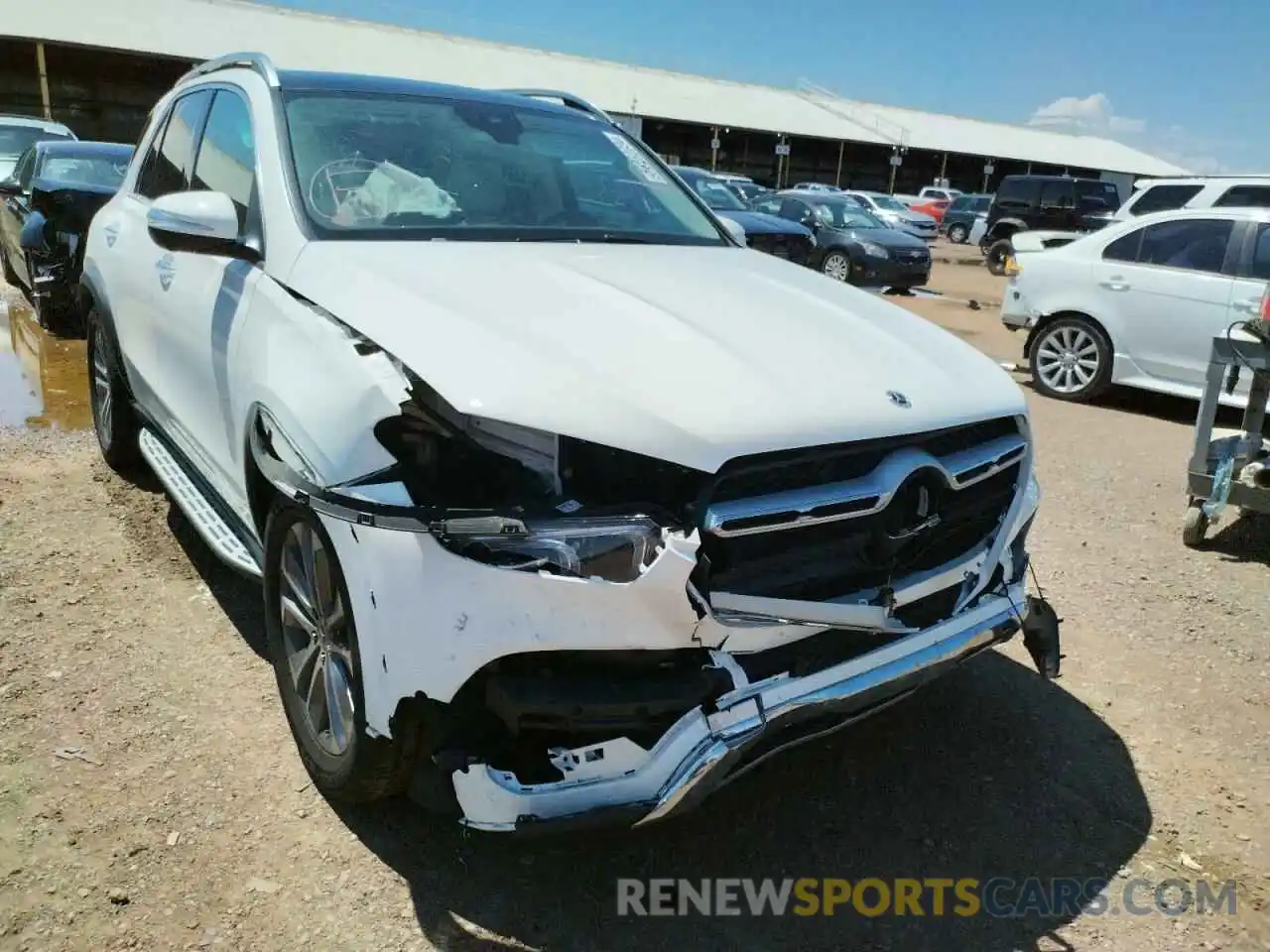 9 Photograph of a damaged car 4JGFB4KB9NA675076 MERCEDES-BENZ GLE-CLASS 2022