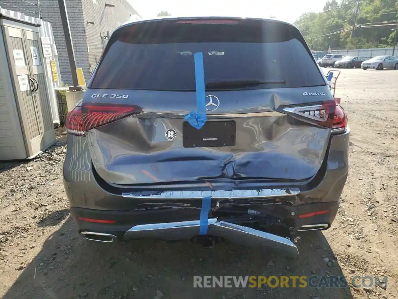 9 Photograph of a damaged car 4JGFB4KE1NA609308 MERCEDES-BENZ GLE-CLASS 2022