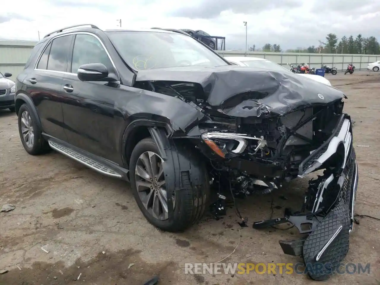 1 Photograph of a damaged car 4JGFB4KE4NA680731 MERCEDES-BENZ GLE-CLASS 2022