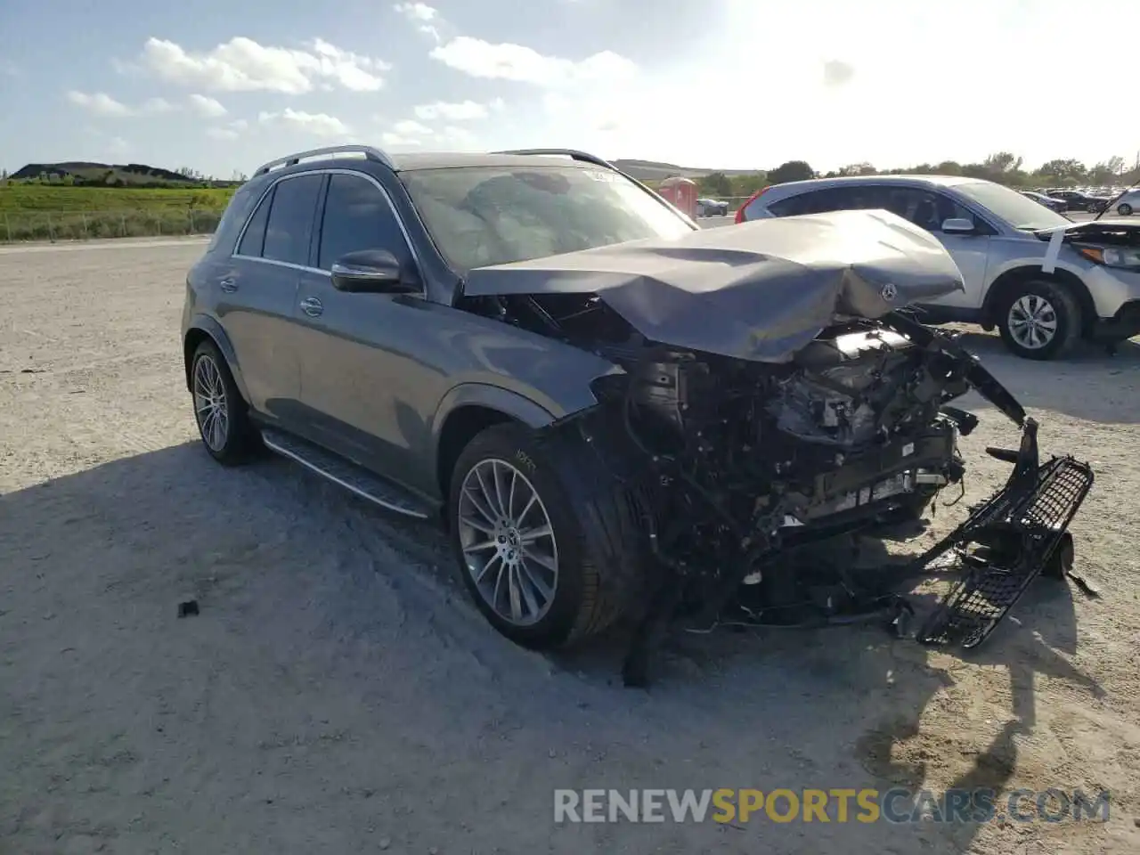 1 Photograph of a damaged car 4JGFB5KB6NA618985 MERCEDES-BENZ GLE-CLASS 2022