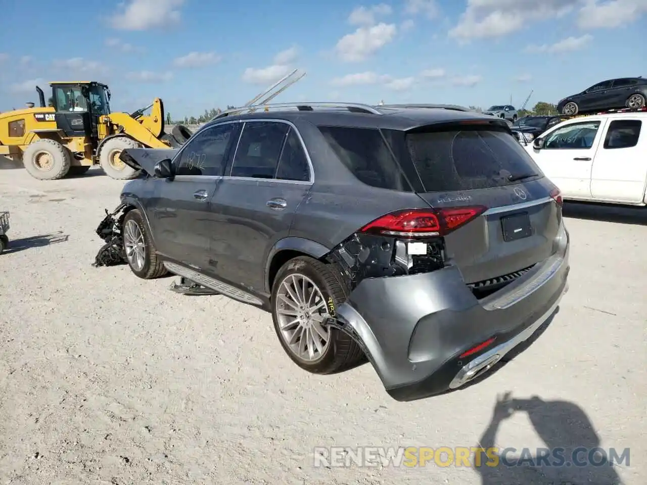 3 Photograph of a damaged car 4JGFB5KB6NA618985 MERCEDES-BENZ GLE-CLASS 2022