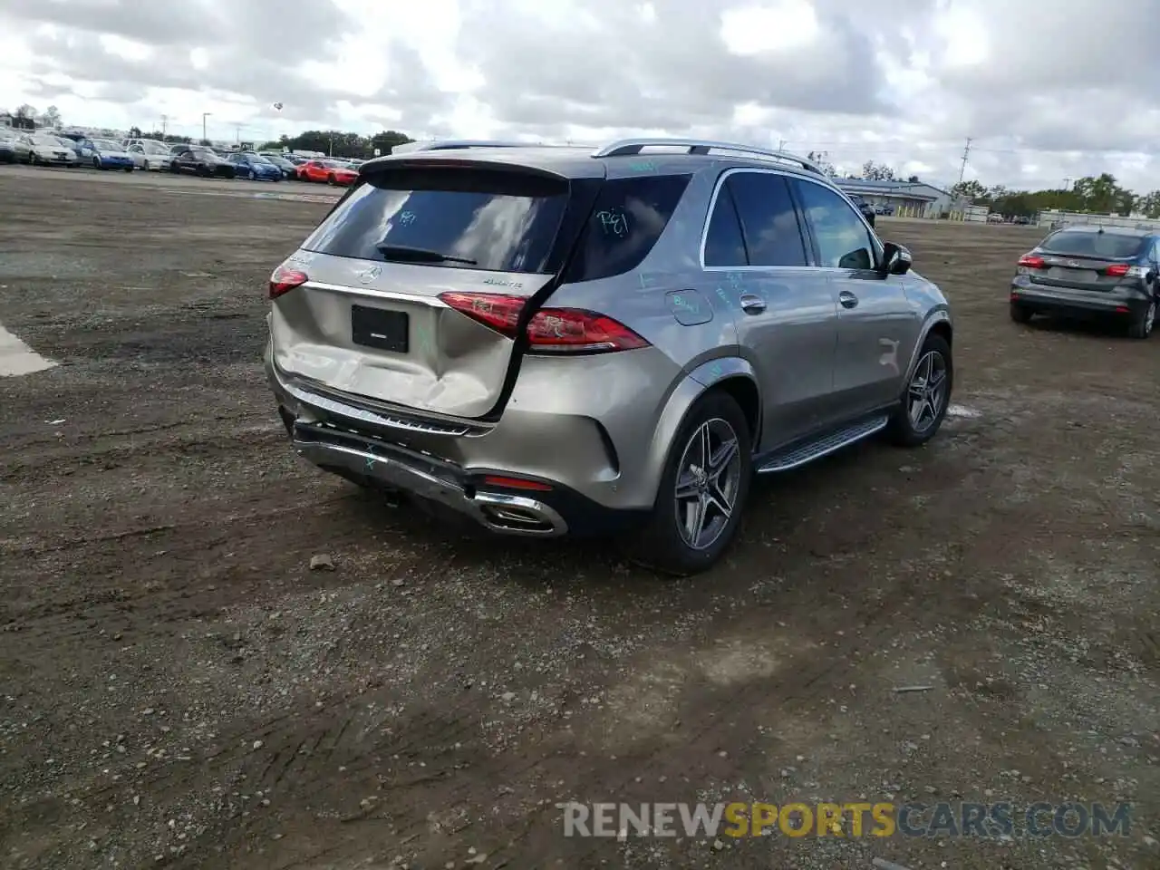 4 Photograph of a damaged car 4JGFB5KB6NA648648 MERCEDES-BENZ GLE-CLASS 2022