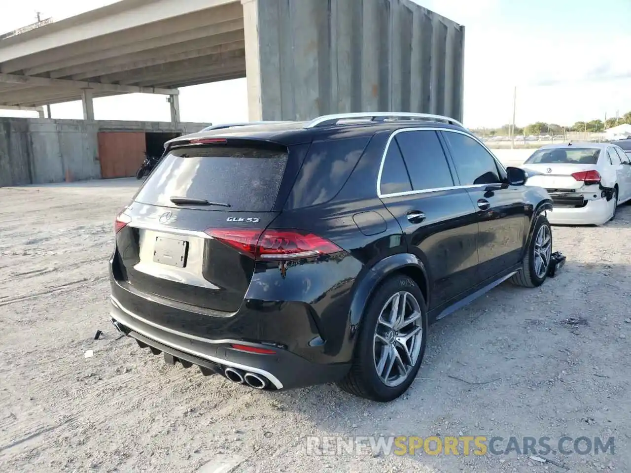 4 Photograph of a damaged car 4JGFB6BB0NA644603 MERCEDES-BENZ GLE-CLASS 2022