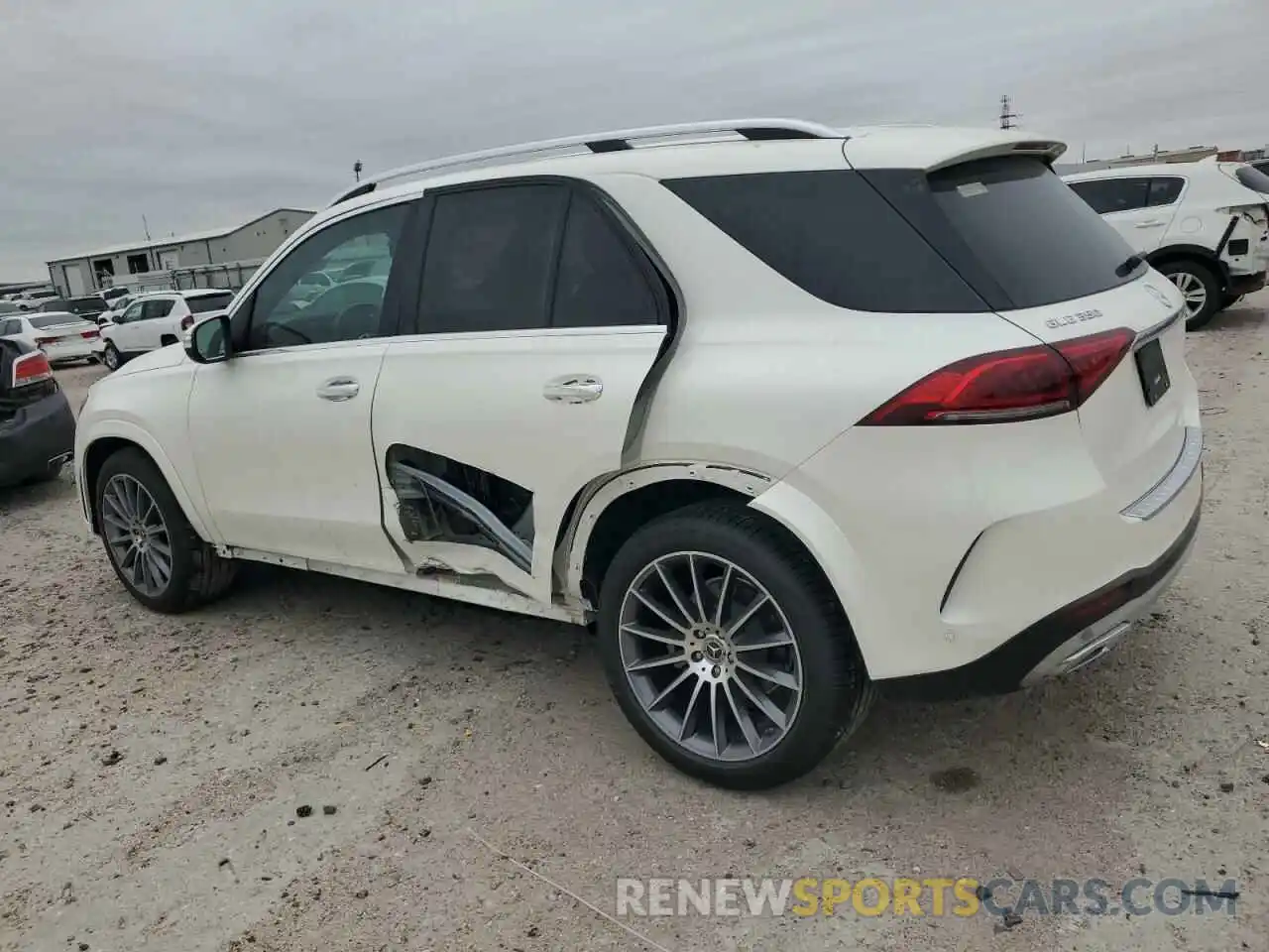 2 Photograph of a damaged car 4JGFB4JB0PA946000 MERCEDES-BENZ GLE-CLASS 2023