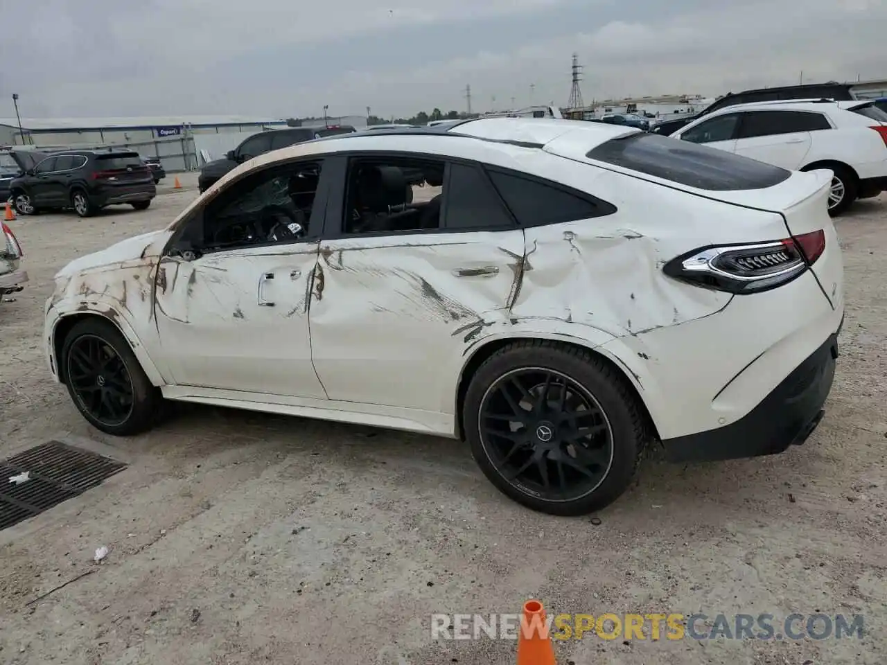 2 Photograph of a damaged car 4JGFD6BB2PA907624 MERCEDES-BENZ GLE-CLASS 2023