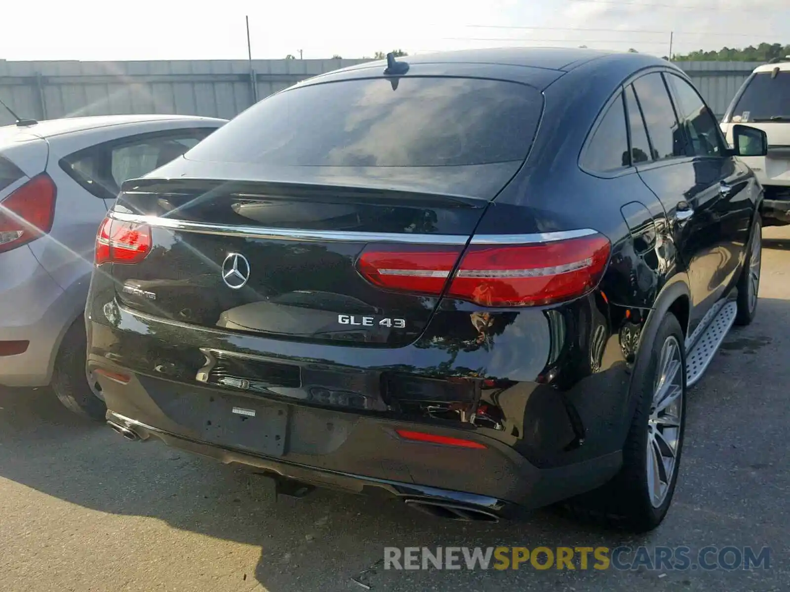 4 Photograph of a damaged car 4JGED6EB0KA139979 MERCEDES-BENZ GLE COUPE 2019