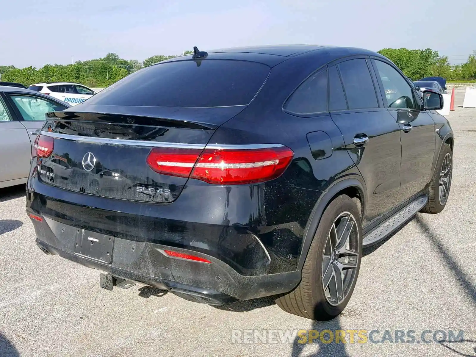 4 Фотография поврежденного автомобиля 4JGED6EB1KA140395 MERCEDES-BENZ GLE COUPE 2019