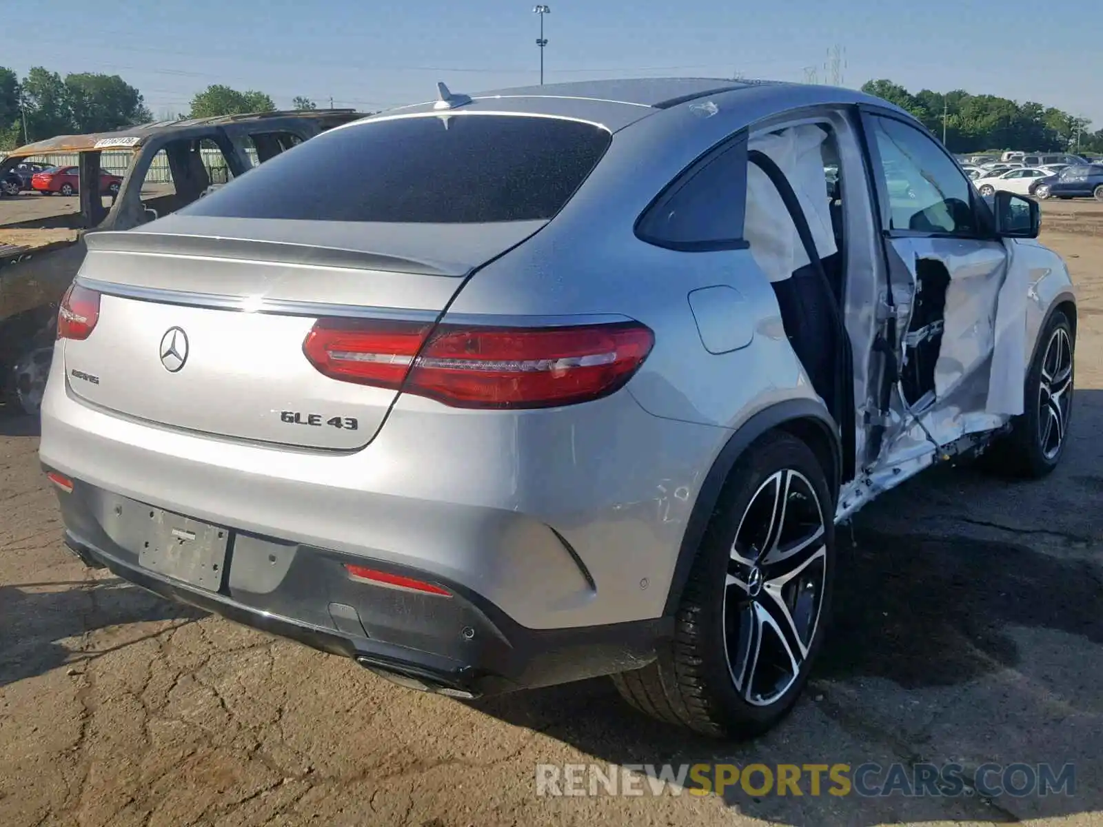 4 Photograph of a damaged car 4JGED6EB5KA152162 MERCEDES-BENZ GLE COUPE 2019