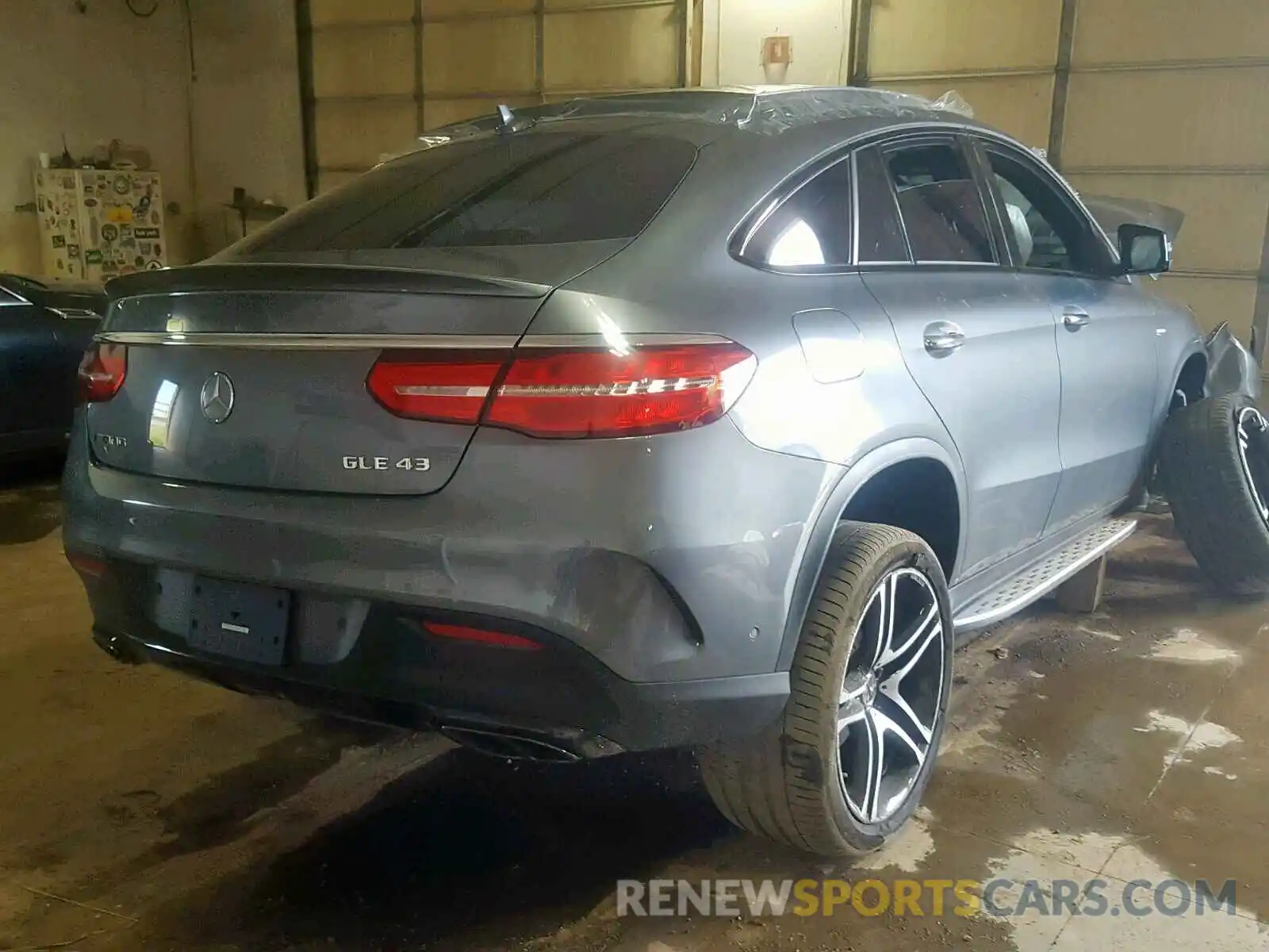 4 Фотография поврежденного автомобиля 4JGED6EBXKA151718 MERCEDES-BENZ GLE COUPE 2019