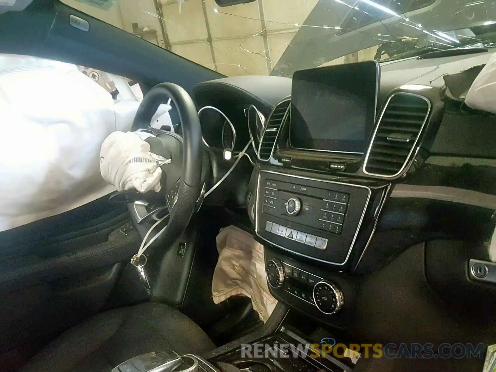 9 Photograph of a damaged car 4JGED6EBXKA151718 MERCEDES-BENZ GLE COUPE 2019