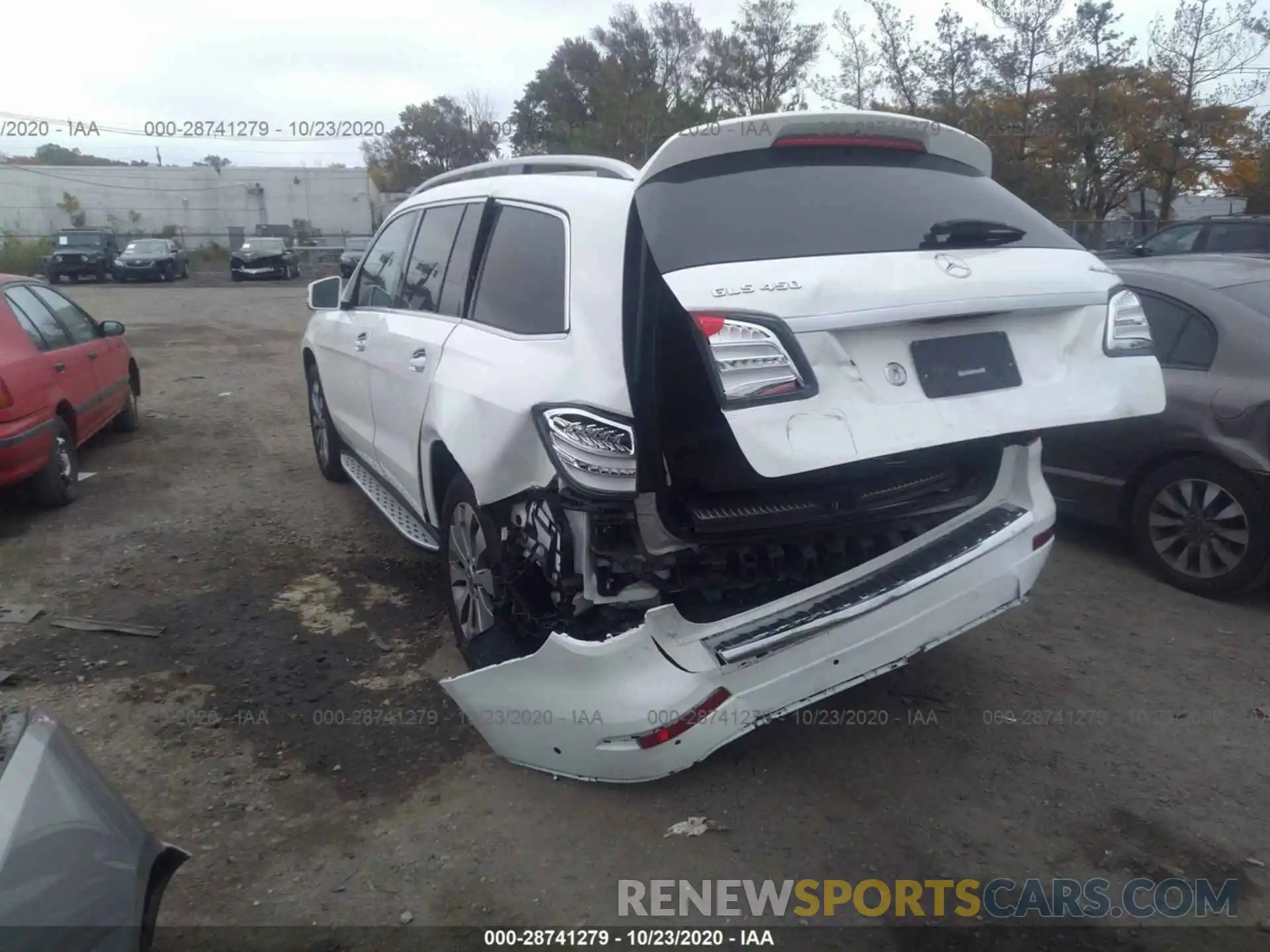 3 Фотография поврежденного автомобиля 4JGDF6EE0KB200578 MERCEDES-BENZ GLS 2019