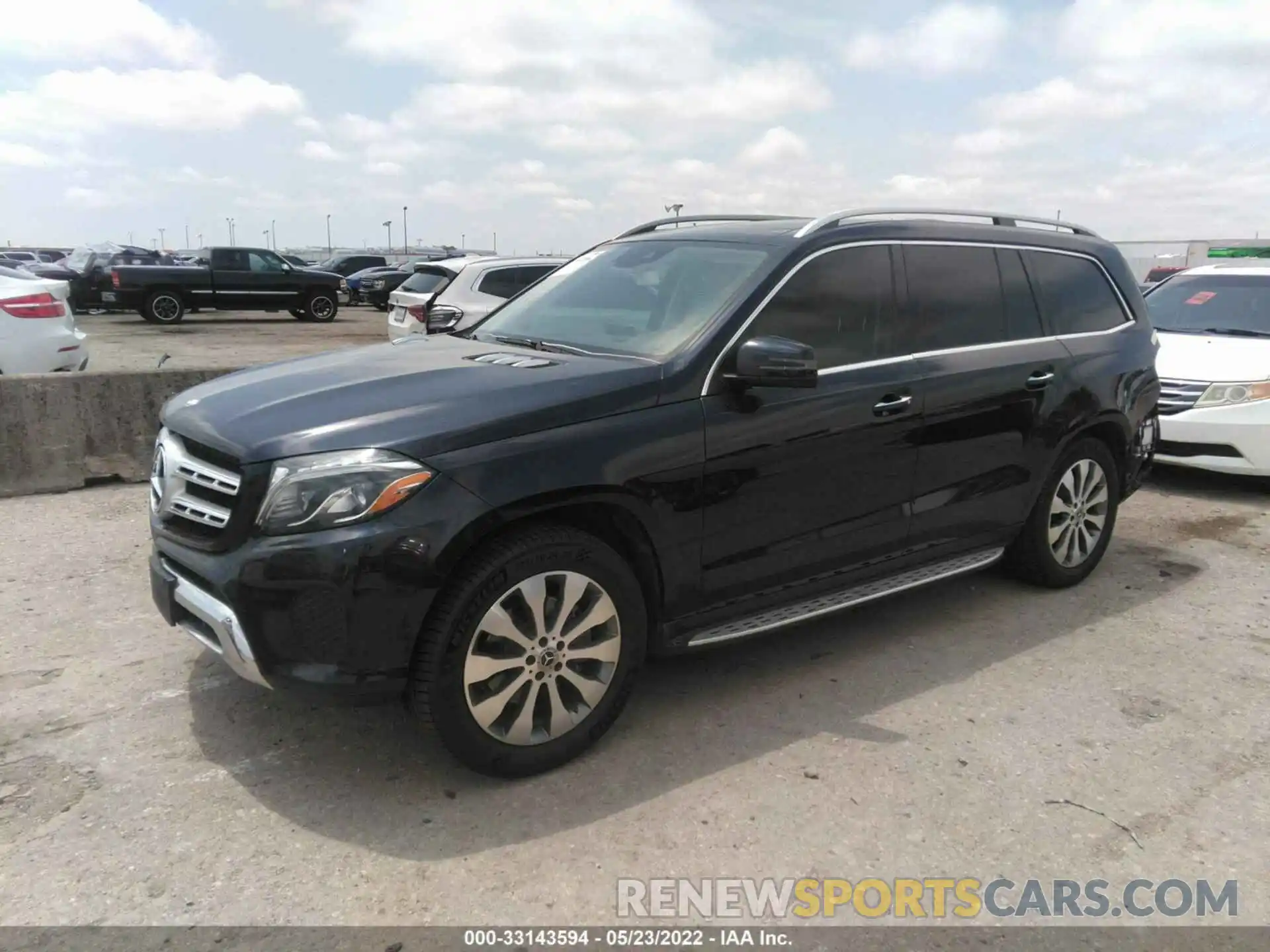 2 Photograph of a damaged car 4JGDF6EE0KB204923 MERCEDES-BENZ GLS 2019