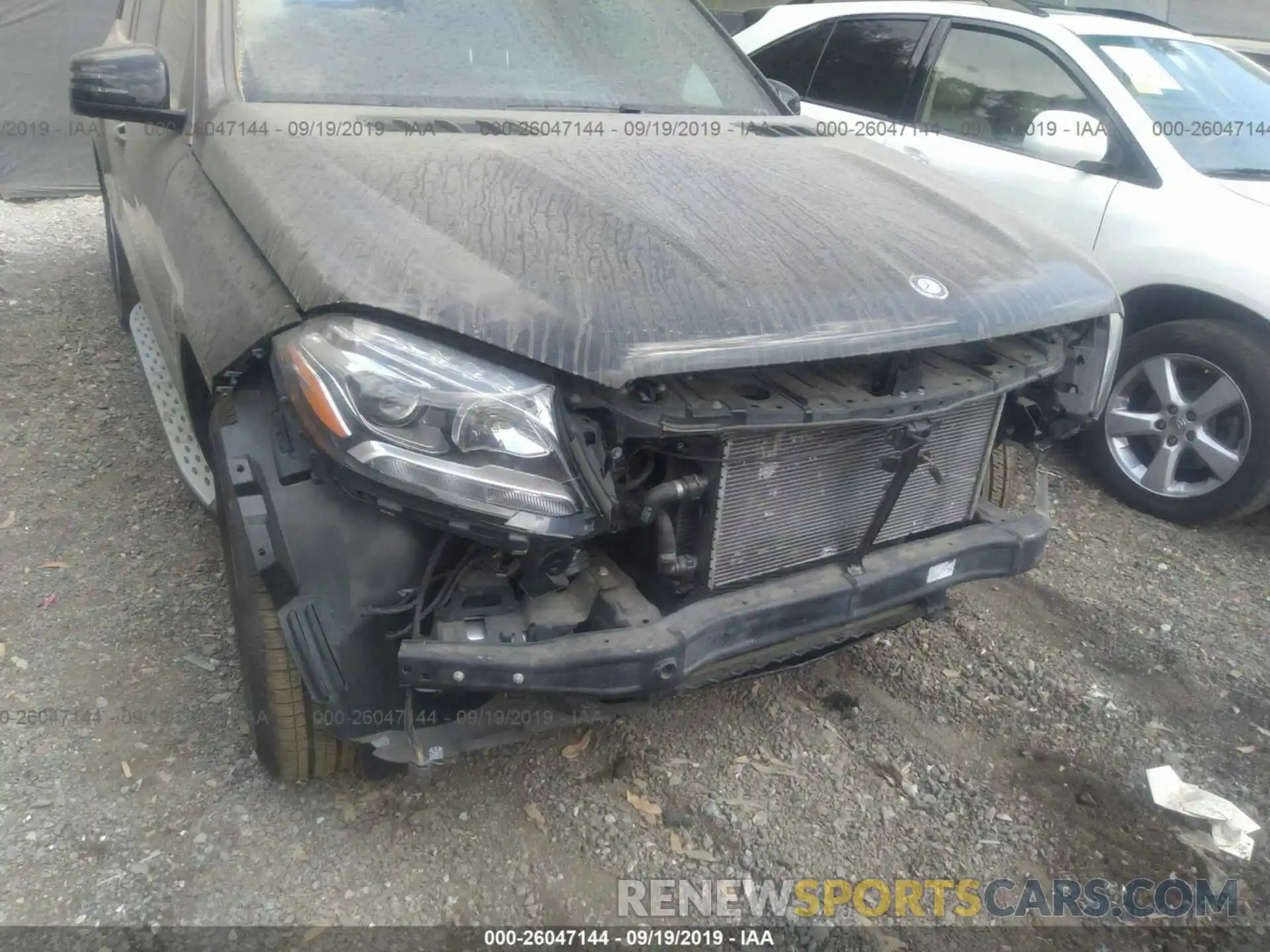 6 Photograph of a damaged car 4JGDF6EE0KB222886 MERCEDES-BENZ GLS 2019