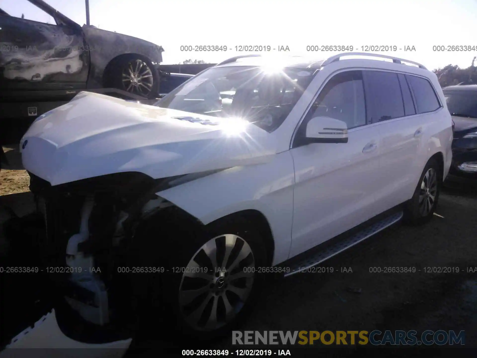 2 Фотография поврежденного автомобиля 4JGDF6EE0KB224461 MERCEDES-BENZ GLS 2019