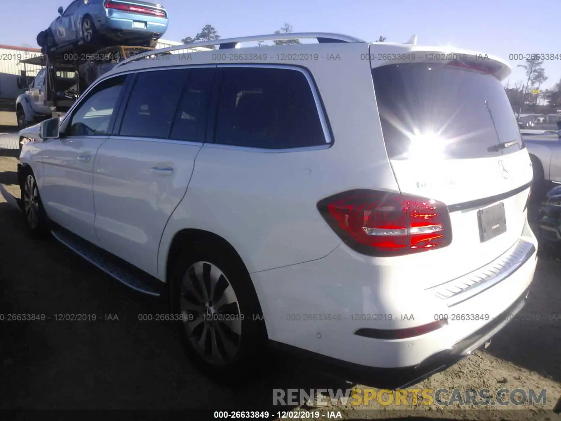 3 Фотография поврежденного автомобиля 4JGDF6EE0KB224461 MERCEDES-BENZ GLS 2019