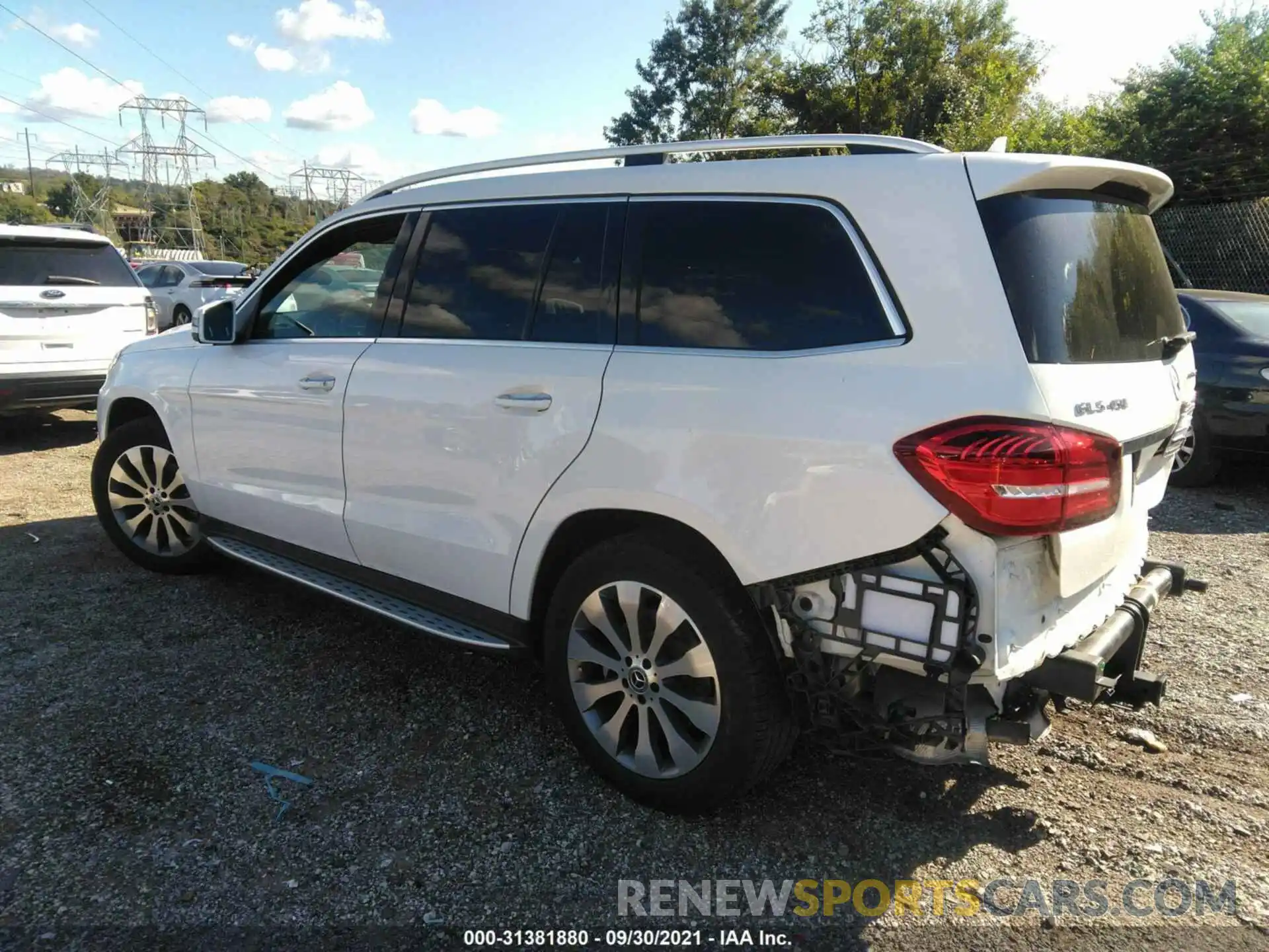 3 Photograph of a damaged car 4JGDF6EE1KB198680 MERCEDES-BENZ GLS 2019