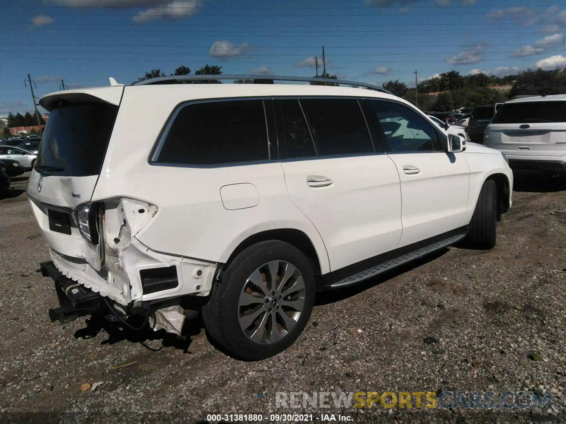 4 Photograph of a damaged car 4JGDF6EE1KB198680 MERCEDES-BENZ GLS 2019