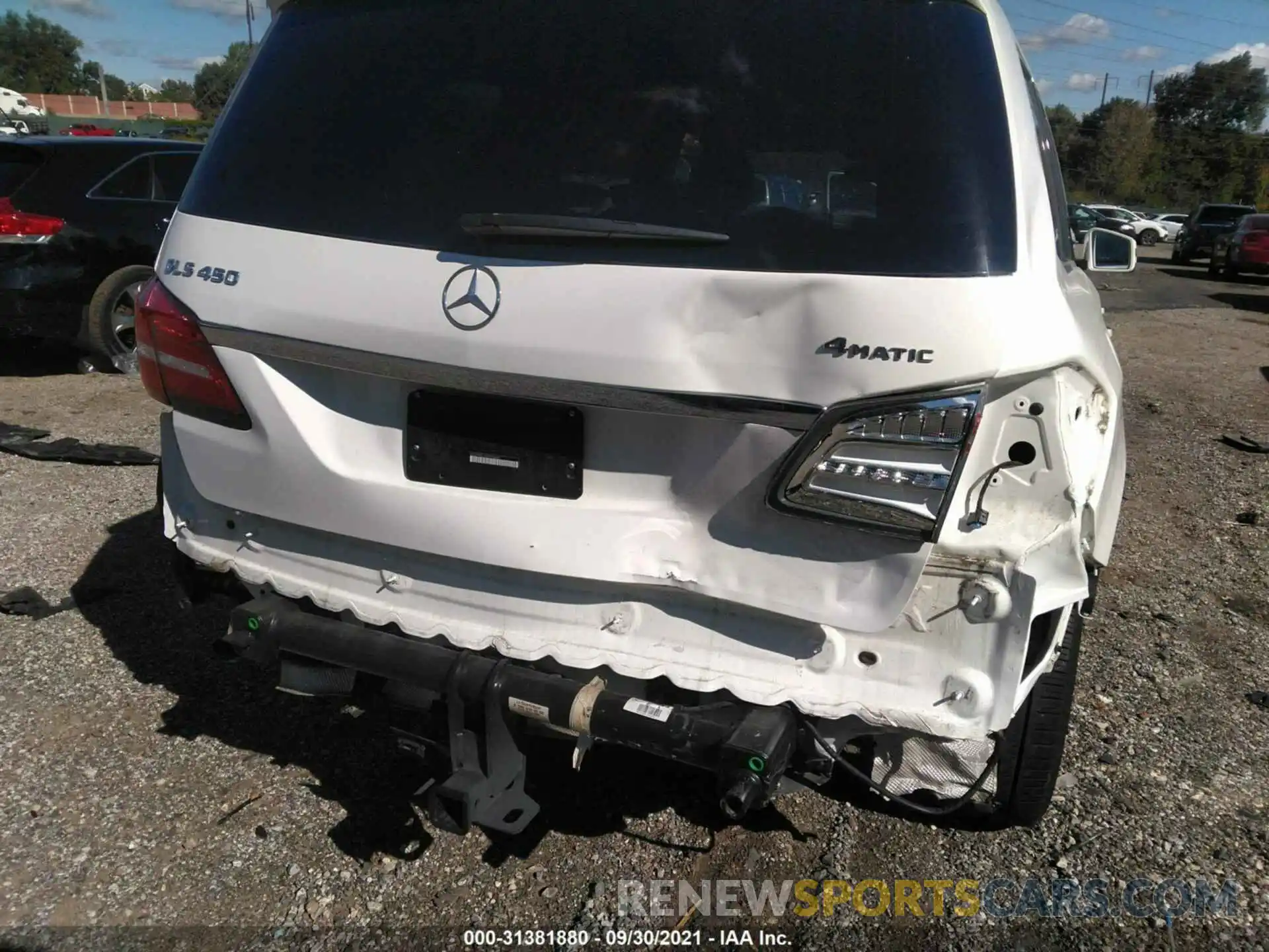 6 Photograph of a damaged car 4JGDF6EE1KB198680 MERCEDES-BENZ GLS 2019