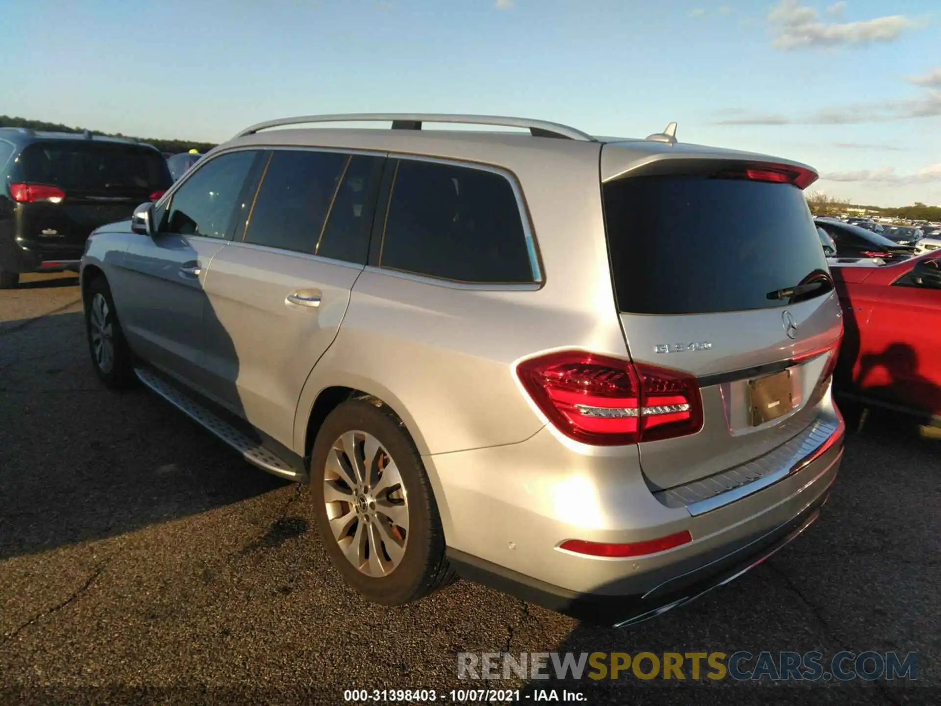 3 Фотография поврежденного автомобиля 4JGDF6EE1KB233833 MERCEDES-BENZ GLS 2019