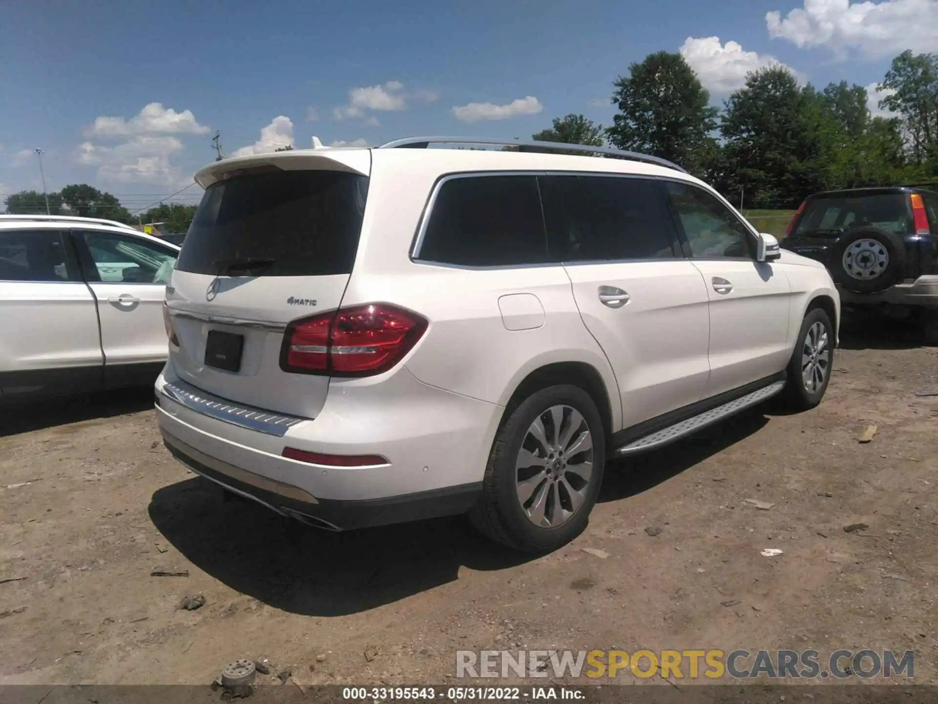 4 Photograph of a damaged car 4JGDF6EE1KB241463 MERCEDES-BENZ GLS 2019