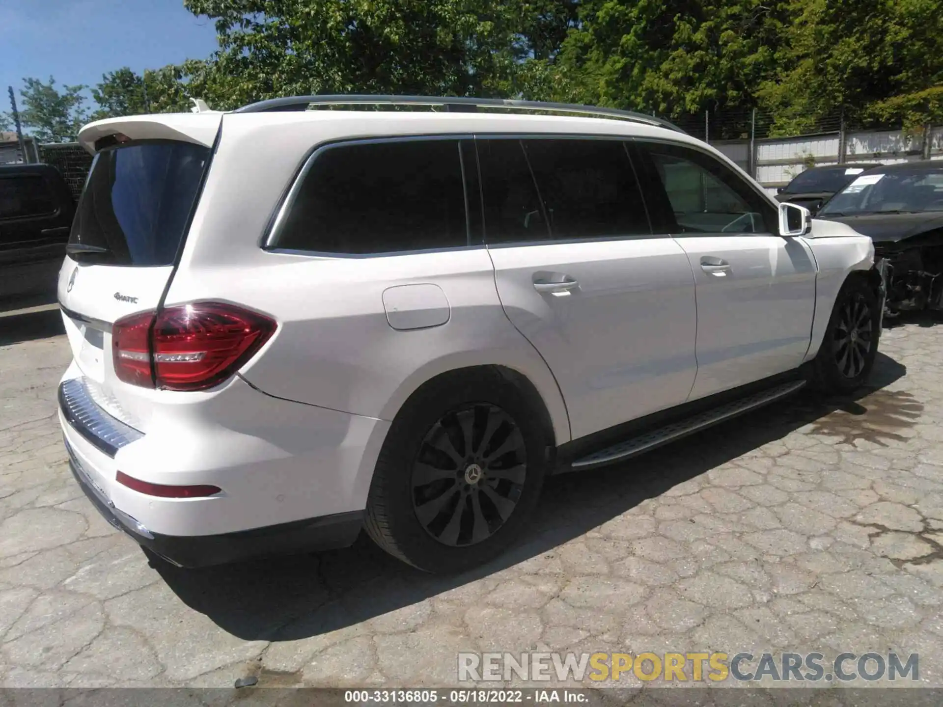 4 Photograph of a damaged car 4JGDF6EE2KB190815 MERCEDES-BENZ GLS 2019