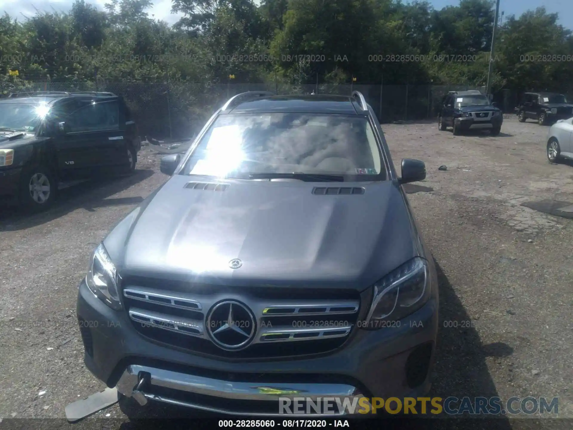 6 Photograph of a damaged car 4JGDF6EE2KB229404 MERCEDES-BENZ GLS 2019