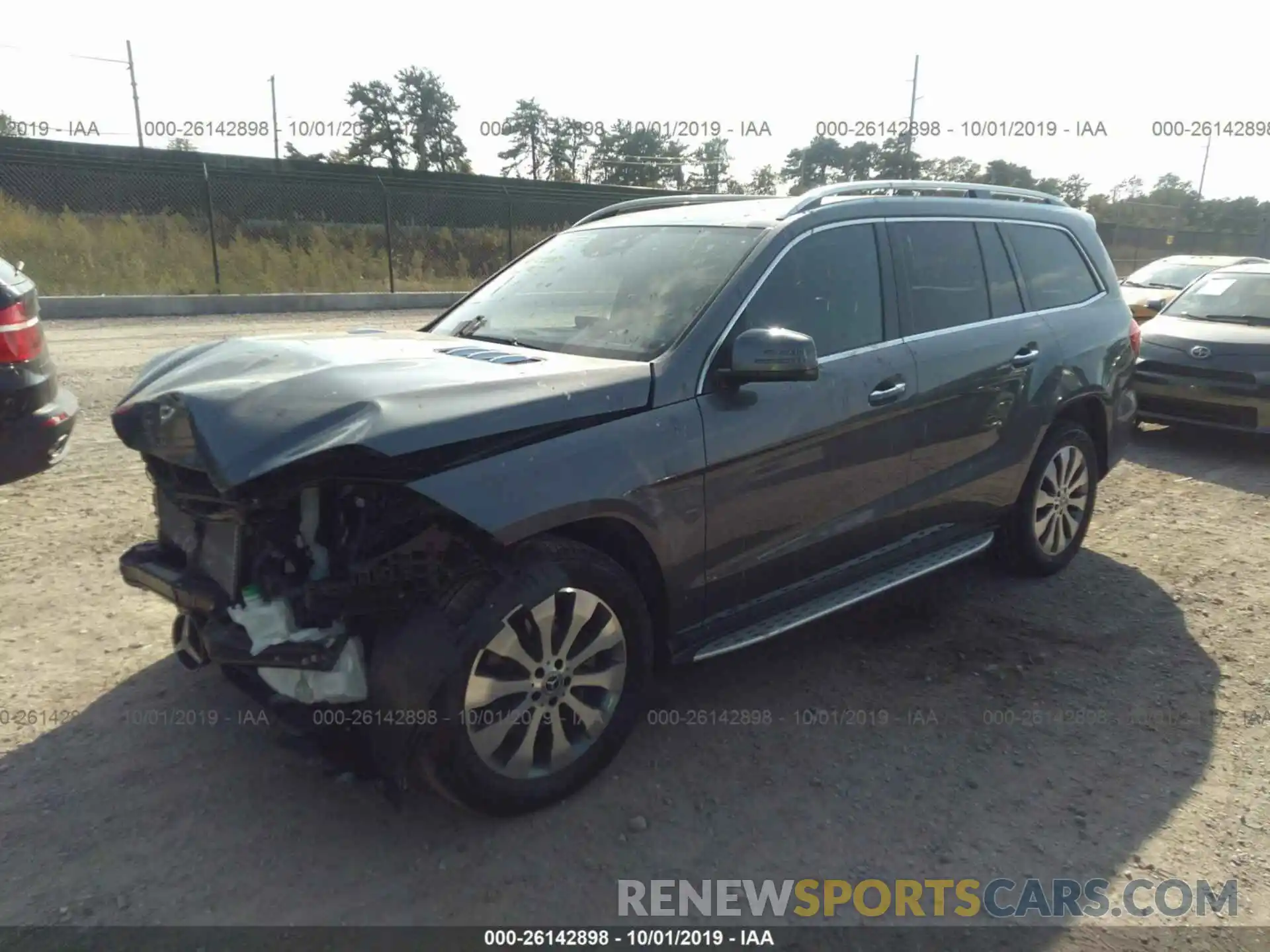 2 Photograph of a damaged car 4JGDF6EE3KB227225 MERCEDES-BENZ GLS 2019