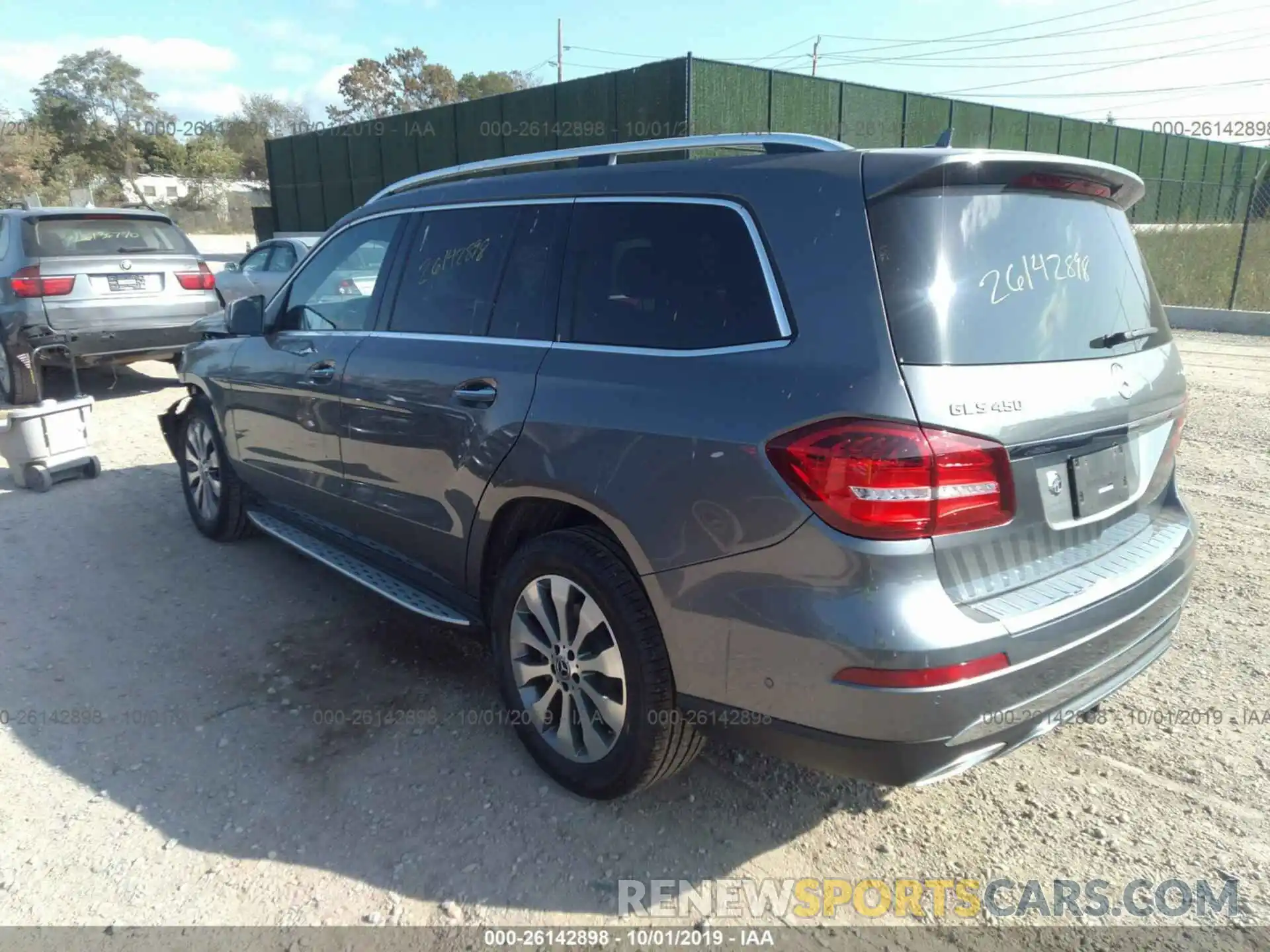 3 Фотография поврежденного автомобиля 4JGDF6EE3KB227225 MERCEDES-BENZ GLS 2019