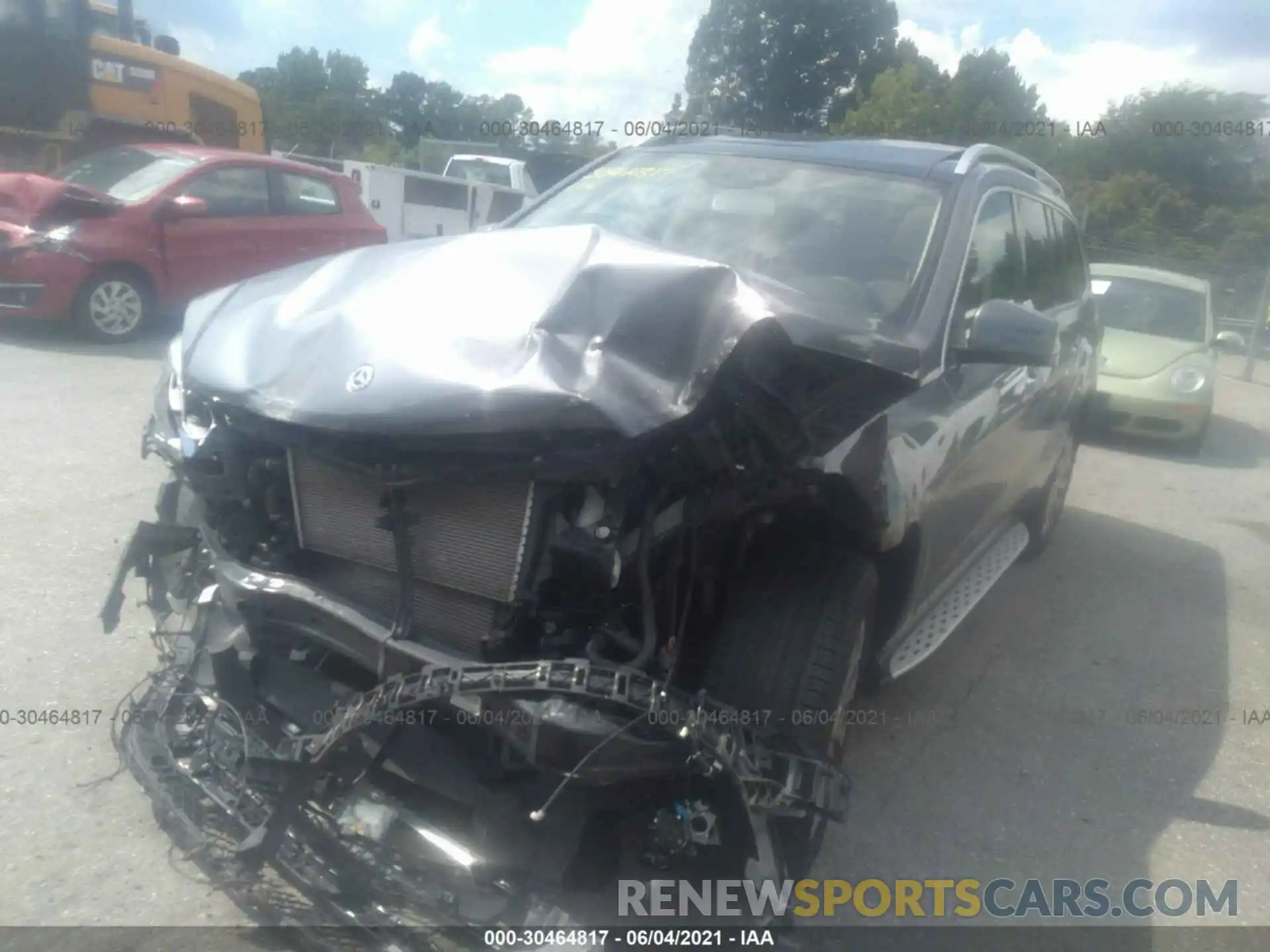 2 Photograph of a damaged car 4JGDF6EE3KB230867 MERCEDES-BENZ GLS 2019