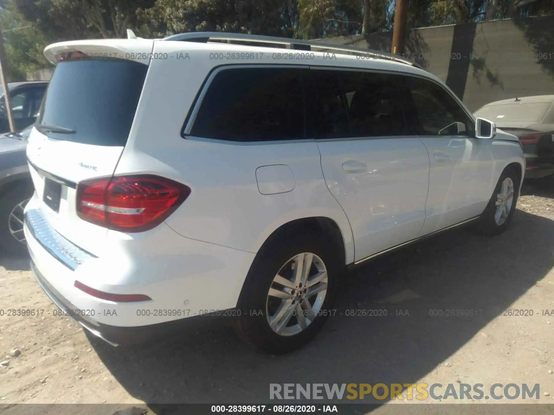 4 Photograph of a damaged car 4JGDF6EE3KB241027 MERCEDES-BENZ GLS 2019