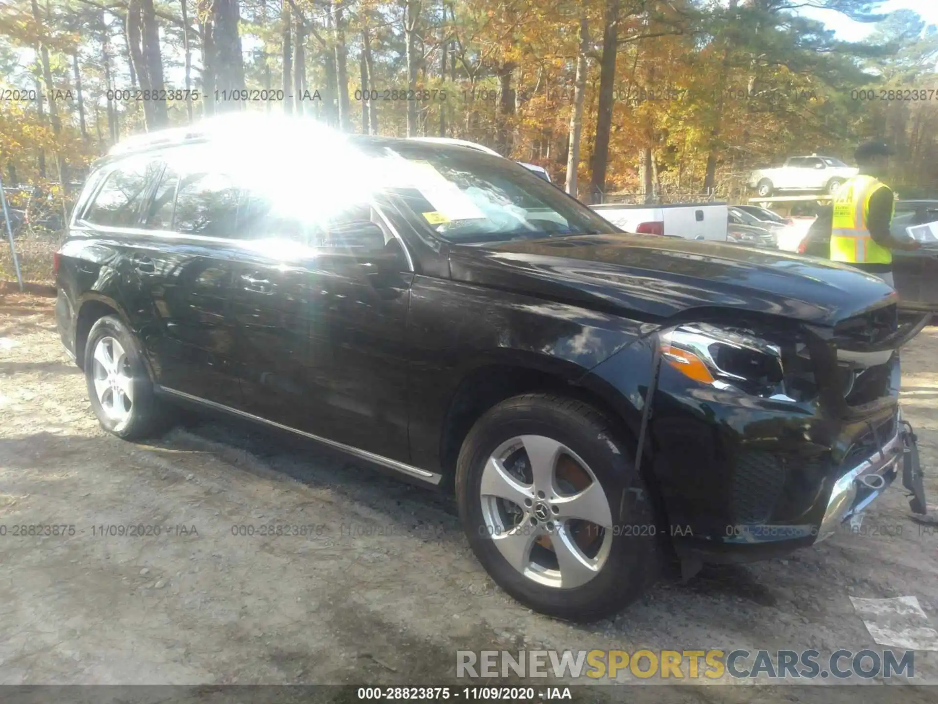 1 Photograph of a damaged car 4JGDF6EE4KB229517 MERCEDES-BENZ GLS 2019