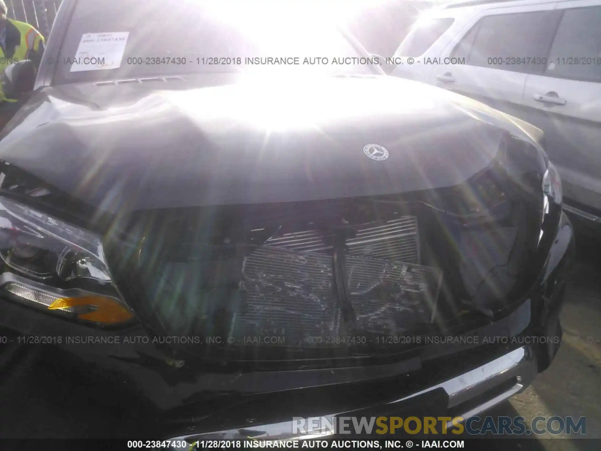 6 Photograph of a damaged car 4JGDF6EE5KB183826 Mercedes-benz Gls 2019