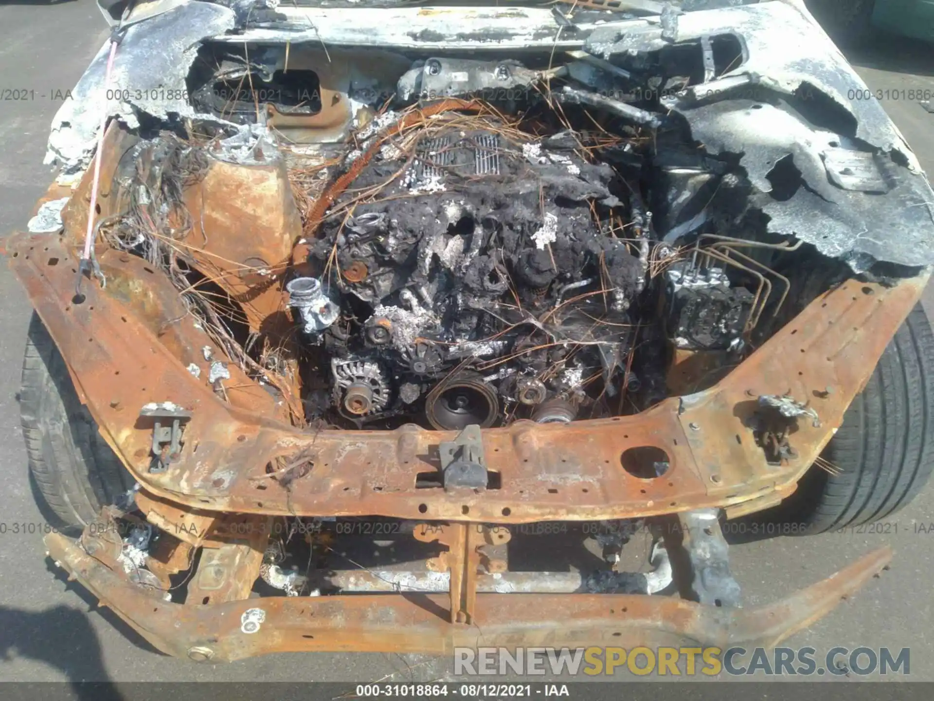 10 Photograph of a damaged car 4JGDF6EE5KB225718 MERCEDES-BENZ GLS 2019