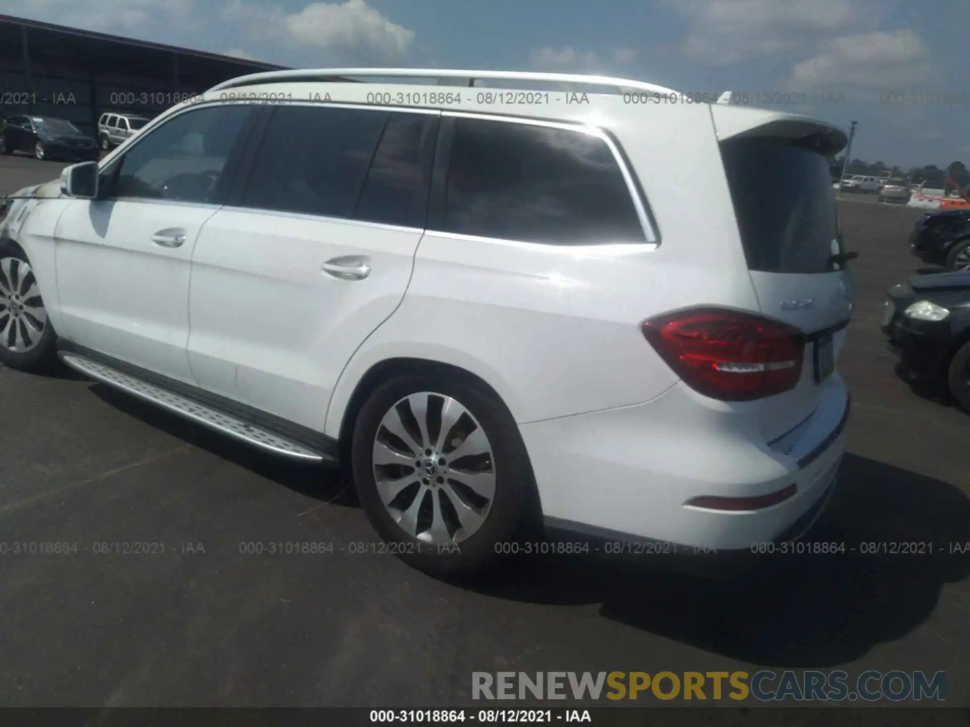 3 Photograph of a damaged car 4JGDF6EE5KB225718 MERCEDES-BENZ GLS 2019