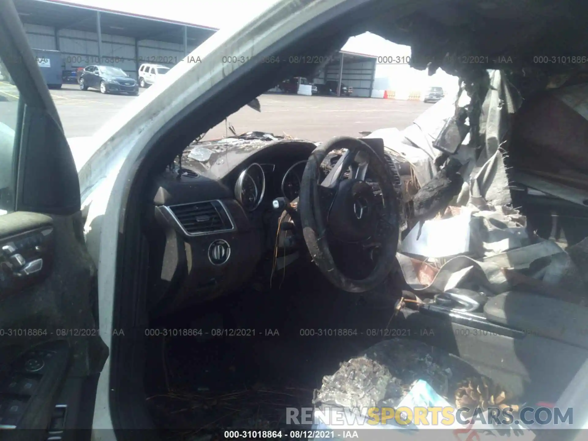 5 Photograph of a damaged car 4JGDF6EE5KB225718 MERCEDES-BENZ GLS 2019