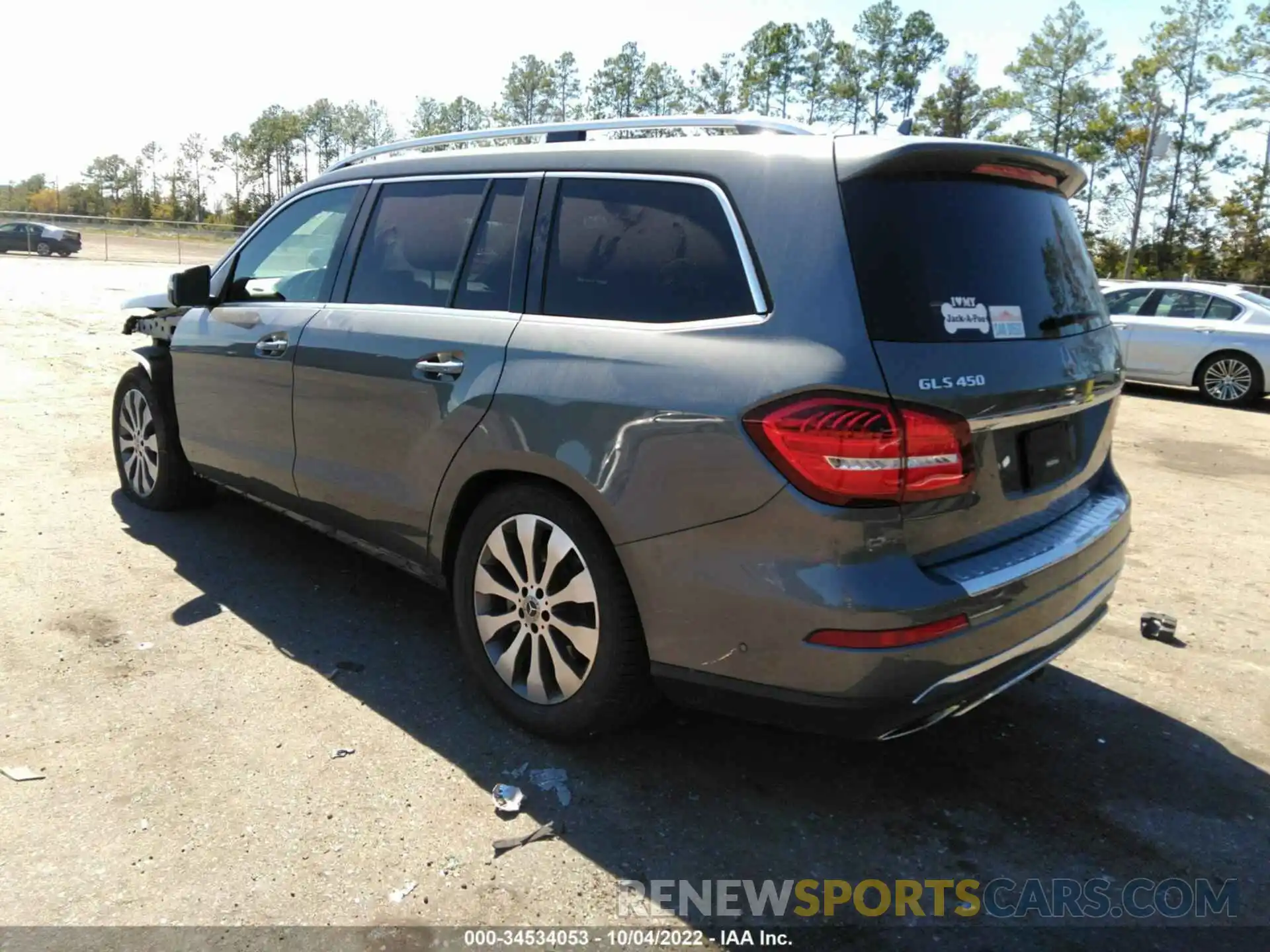 3 Photograph of a damaged car 4JGDF6EE5KB229770 MERCEDES-BENZ GLS 2019