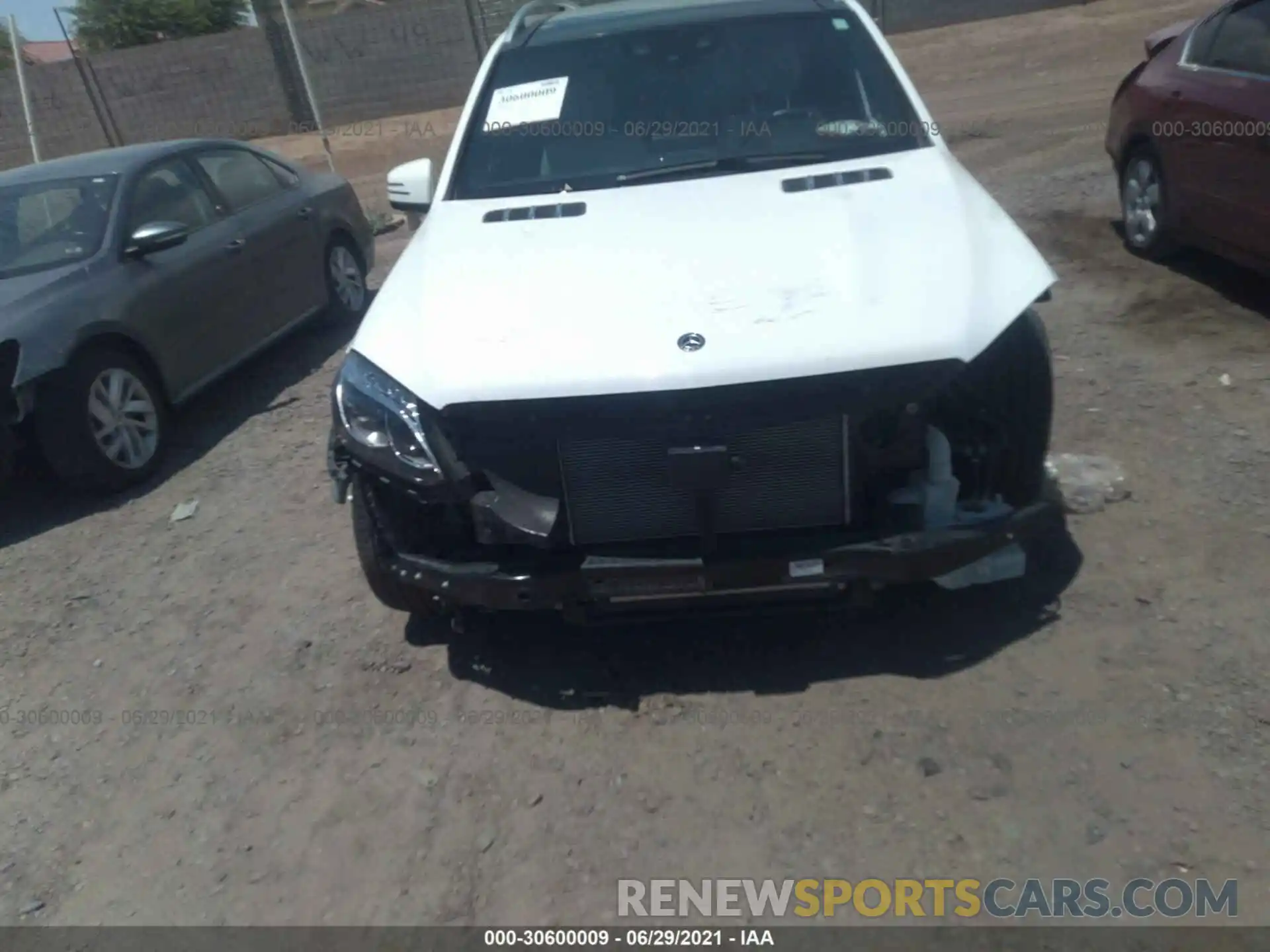 6 Photograph of a damaged car 4JGDF6EE5KB240882 MERCEDES-BENZ GLS 2019