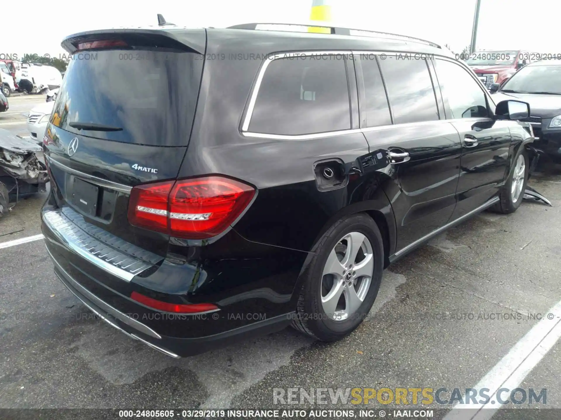 4 Photograph of a damaged car 4JGDF6EE6KB184385 MERCEDES-BENZ GLS 2019