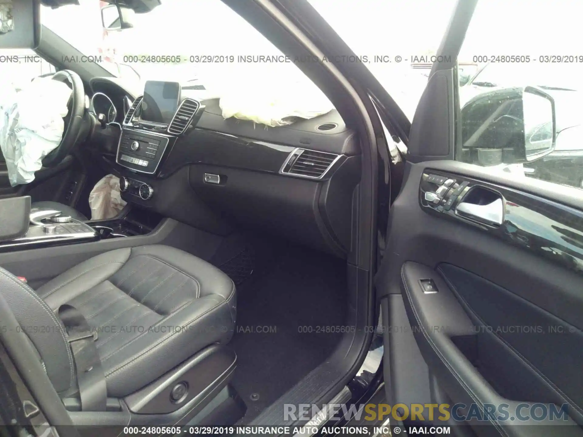 5 Photograph of a damaged car 4JGDF6EE6KB184385 MERCEDES-BENZ GLS 2019