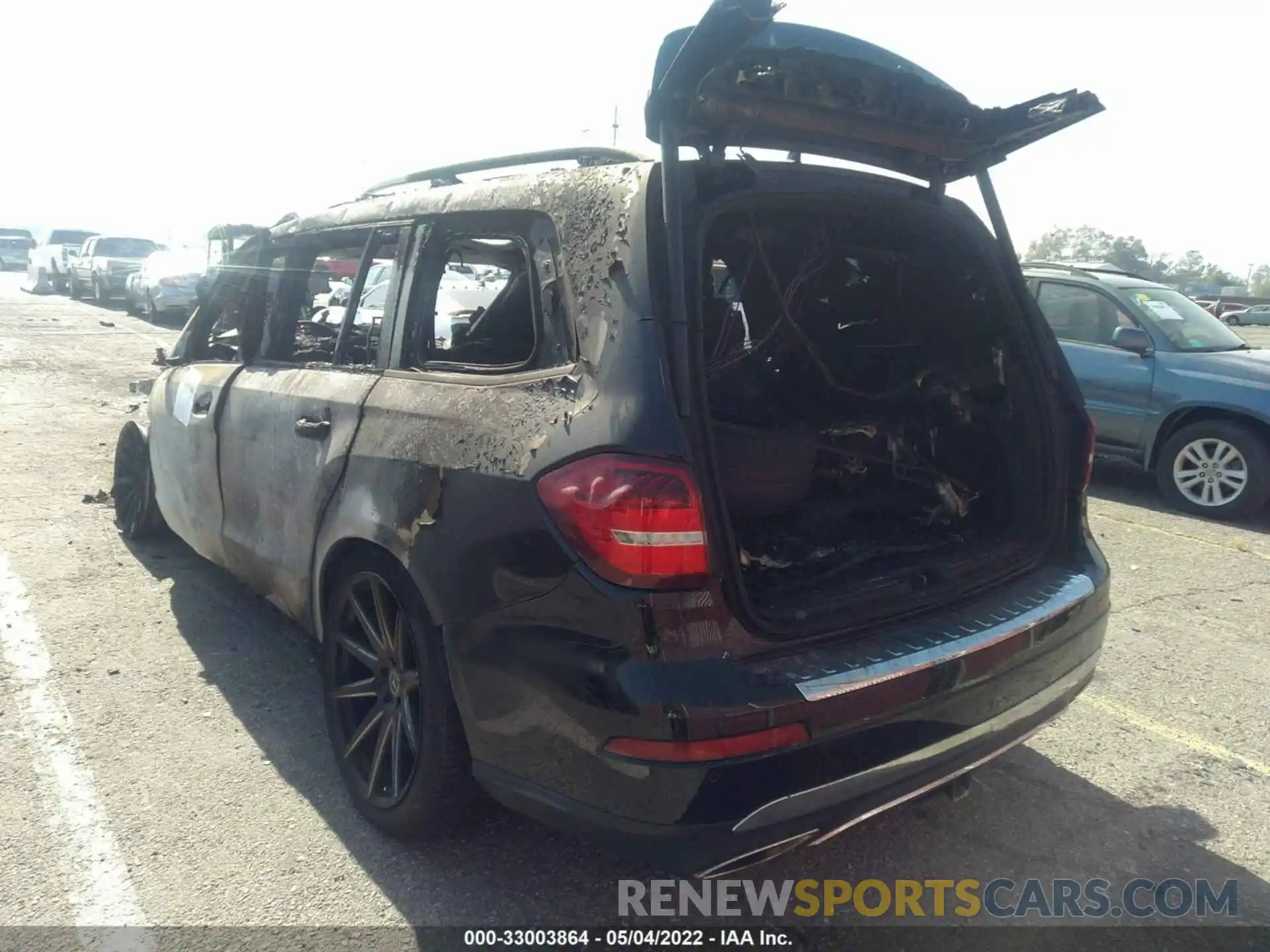 3 Photograph of a damaged car 4JGDF6EE6KB232421 MERCEDES-BENZ GLS 2019