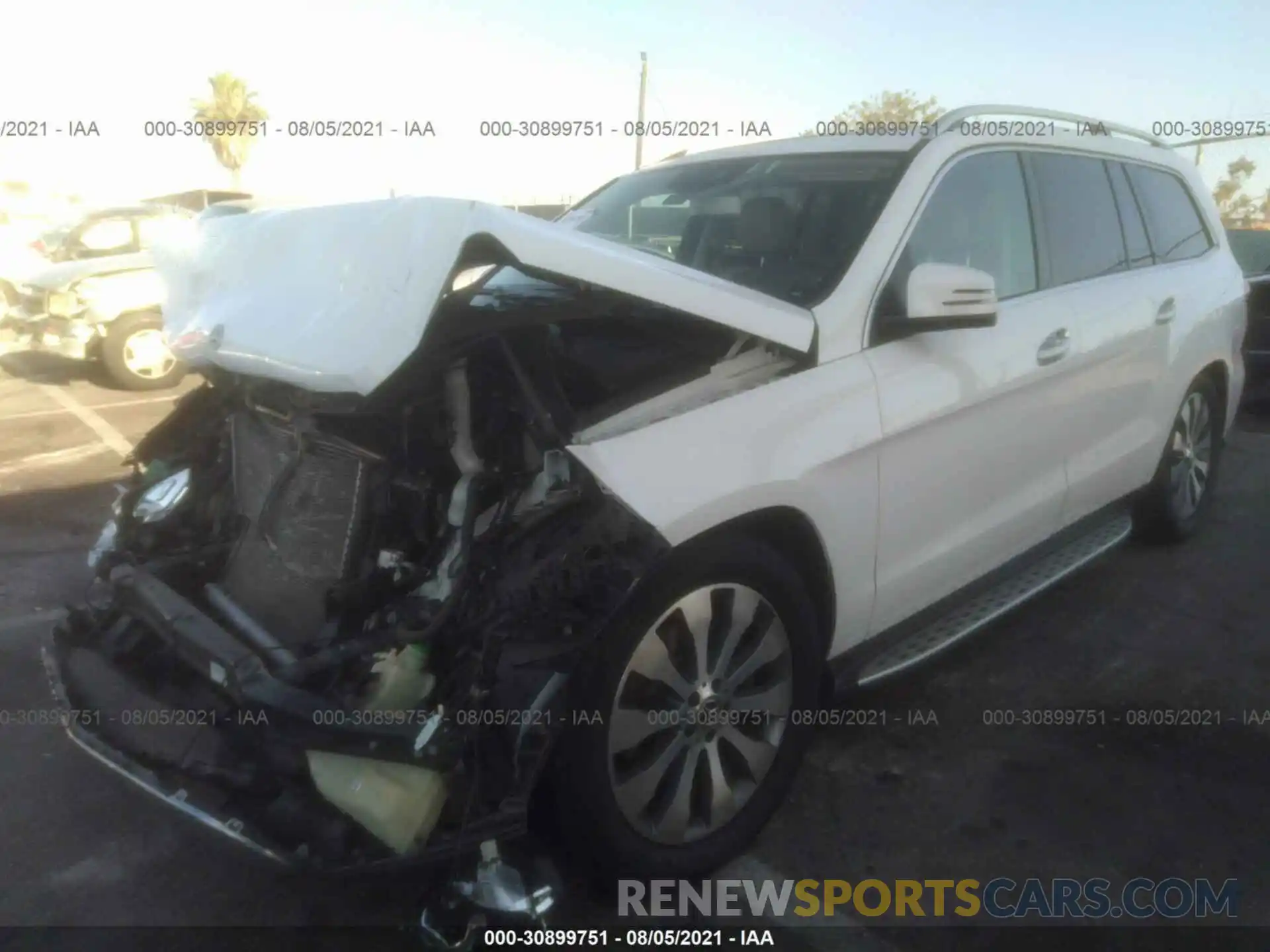 2 Photograph of a damaged car 4JGDF6EE7KB227843 MERCEDES-BENZ GLS 2019