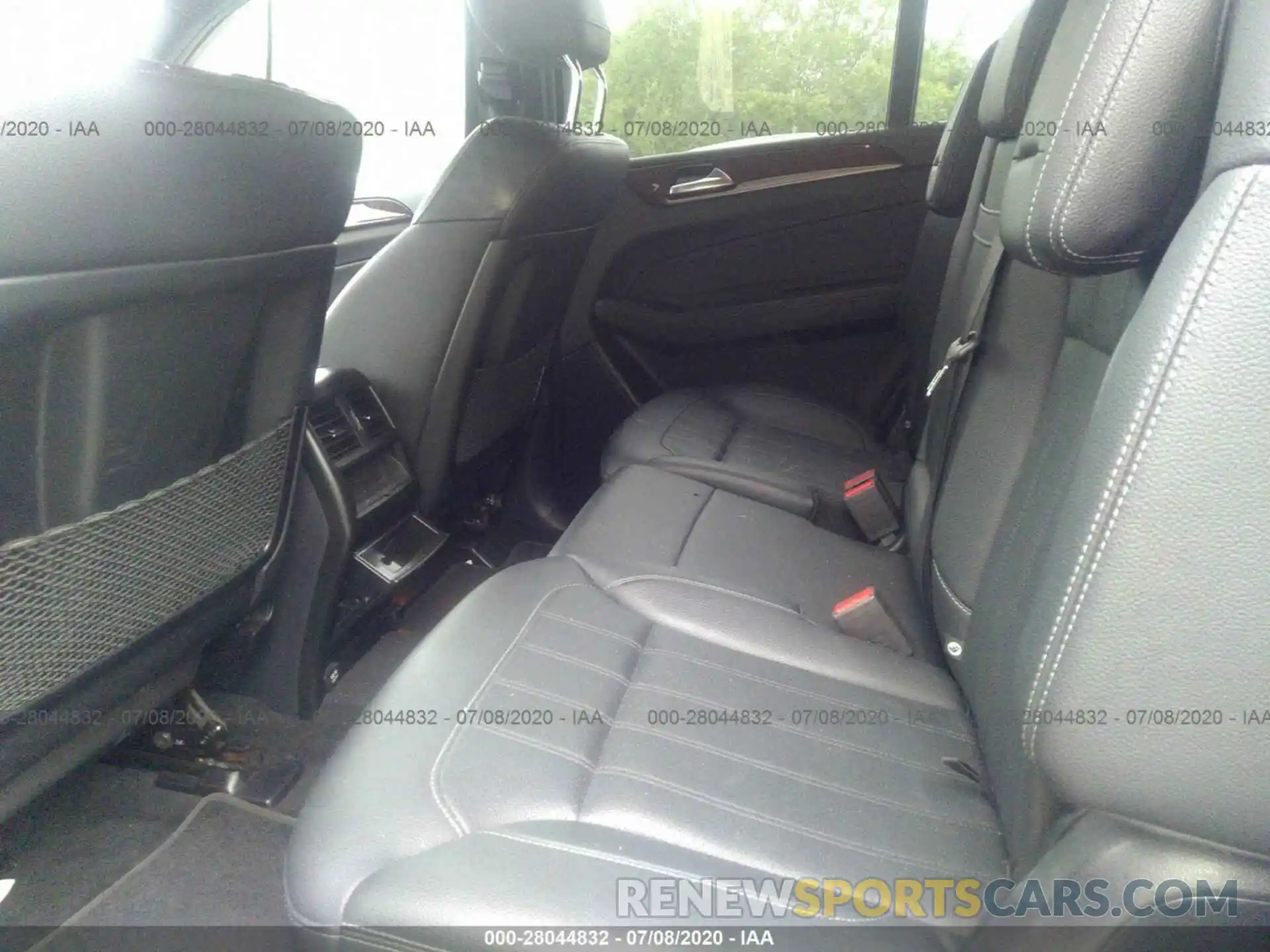 8 Photograph of a damaged car 4JGDF6EE7KB227907 MERCEDES-BENZ GLS 2019