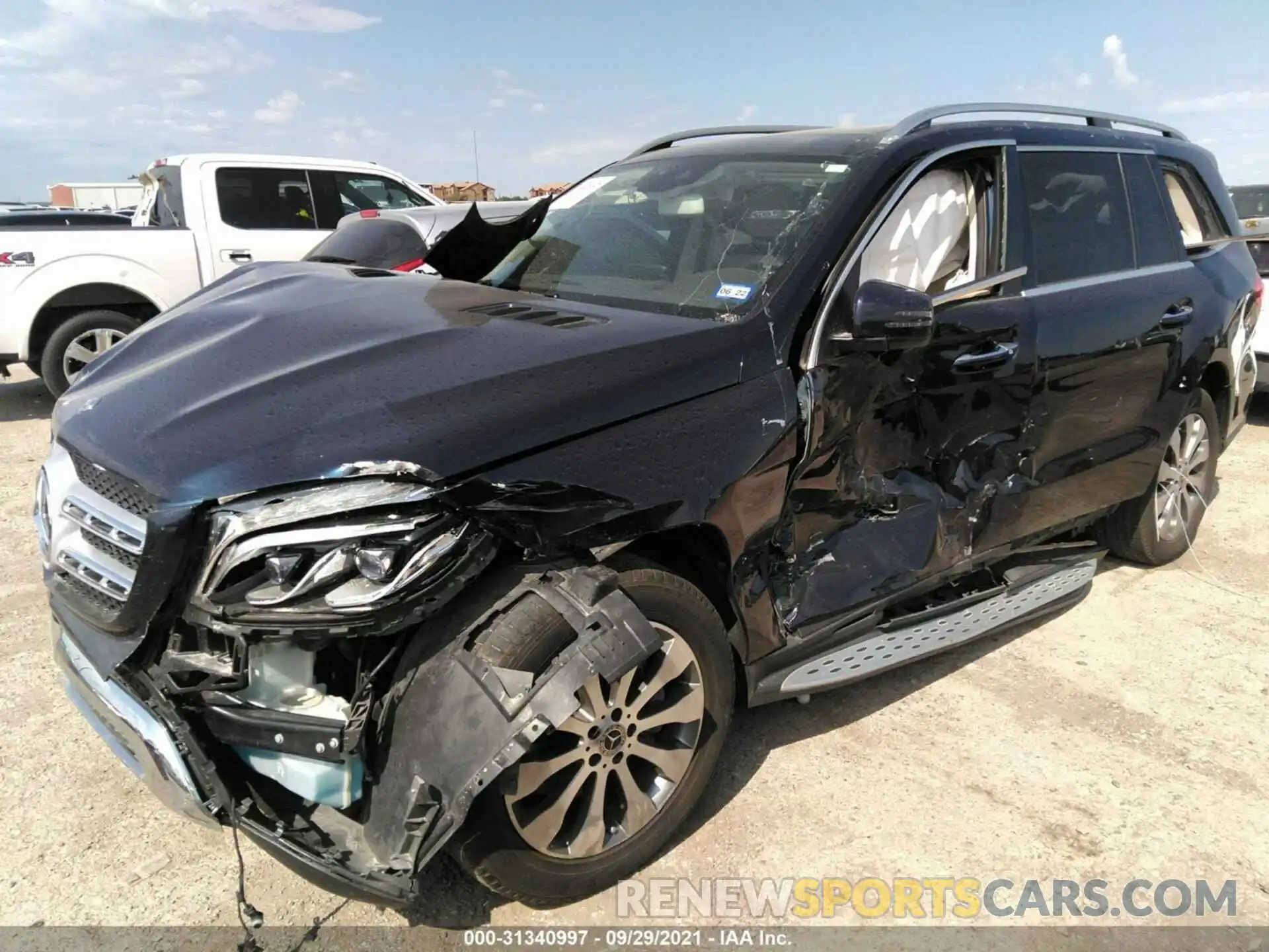 2 Photograph of a damaged car 4JGDF6EE7KB236798 MERCEDES-BENZ GLS 2019