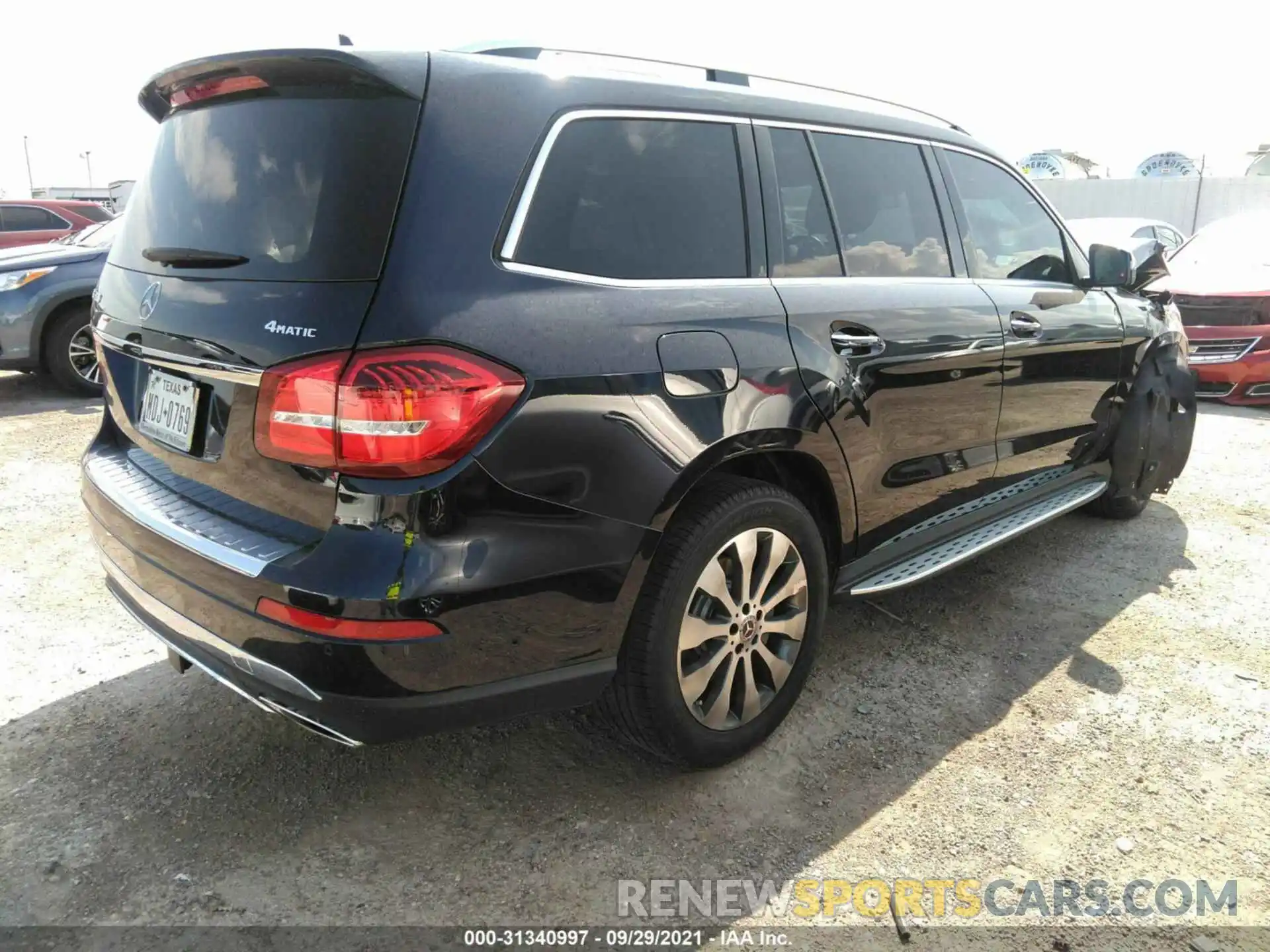 4 Photograph of a damaged car 4JGDF6EE7KB236798 MERCEDES-BENZ GLS 2019